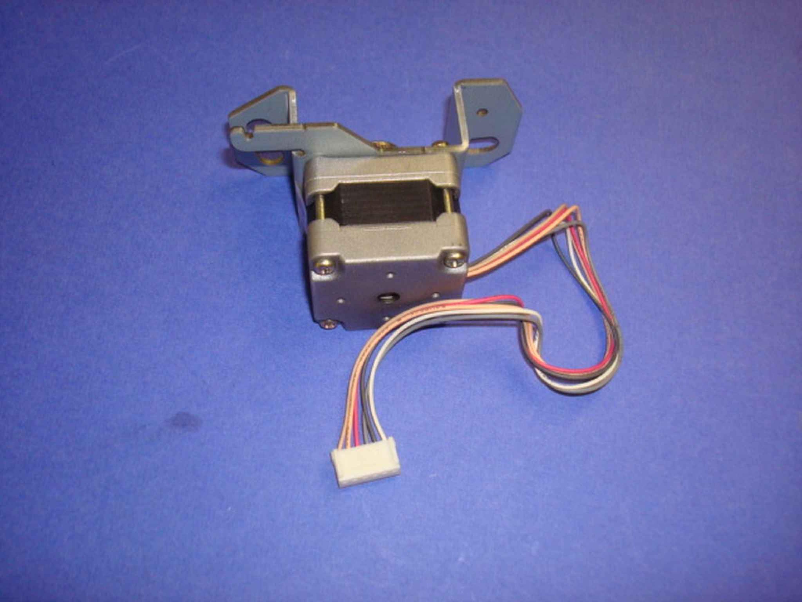 EPSON STH-39D165 PAPER FEED MOTOR FOR LQ870 AND LQ1170