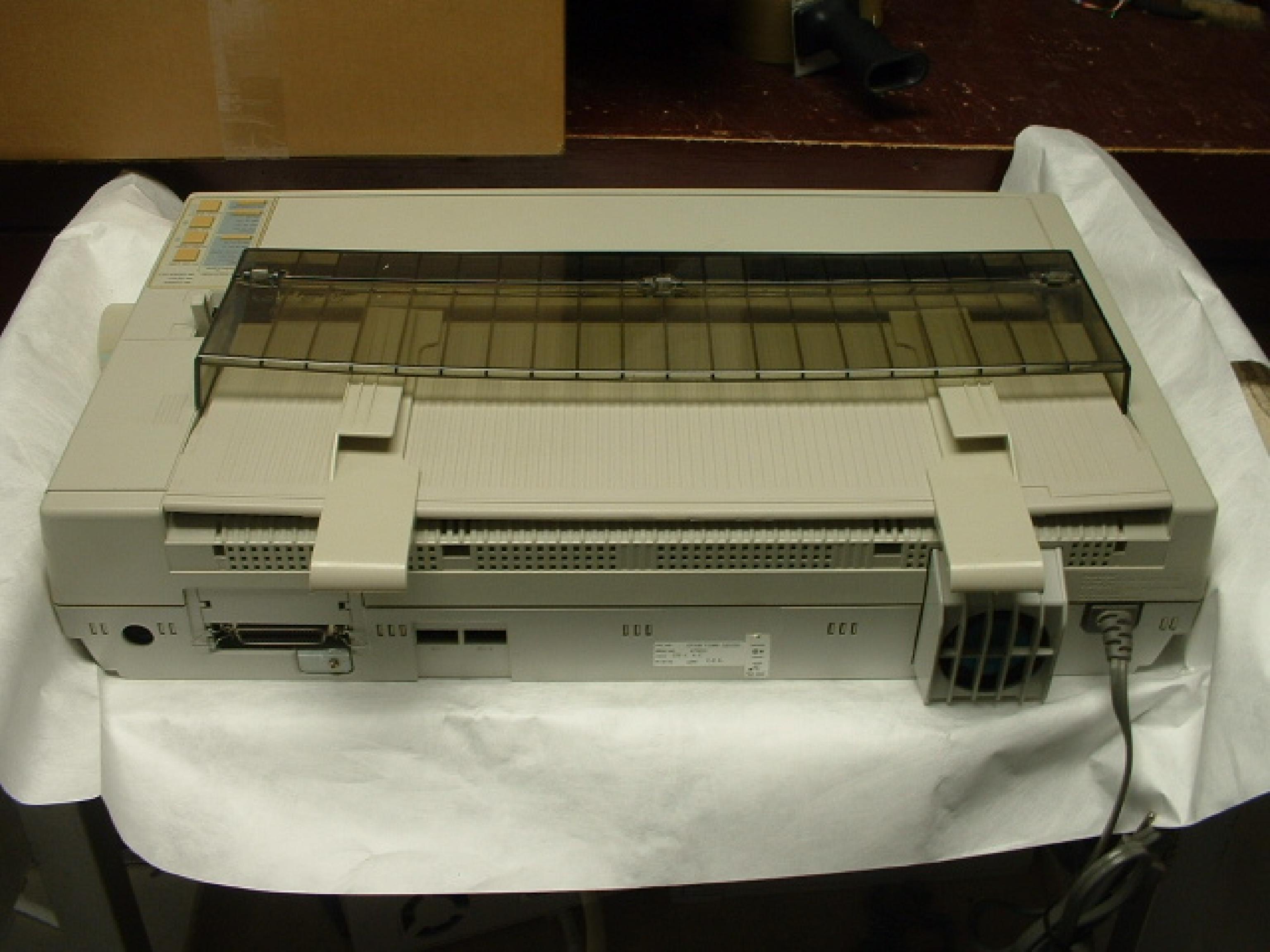 EPSON P18MA LQ1050 NICE CONDITION, WITH COMPLETE PLASTIC PARTS