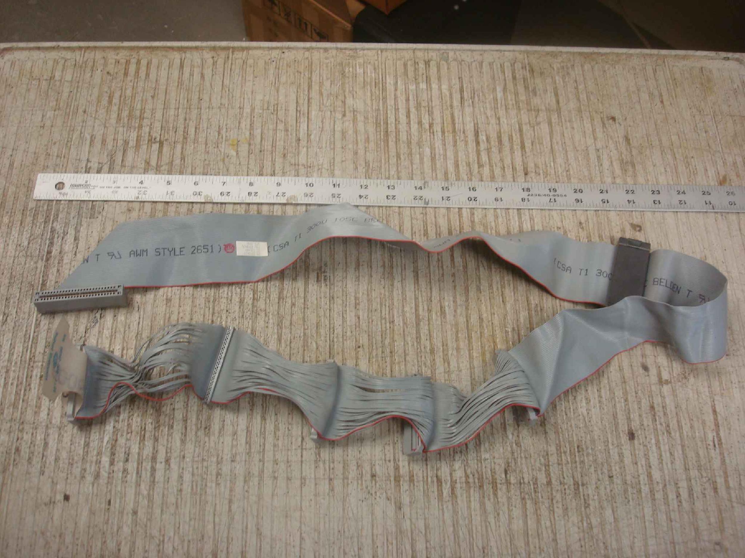 IBM 33F8436 6 CONNECTOR 50PIN SCSI CABLE PULLED FROM 9595