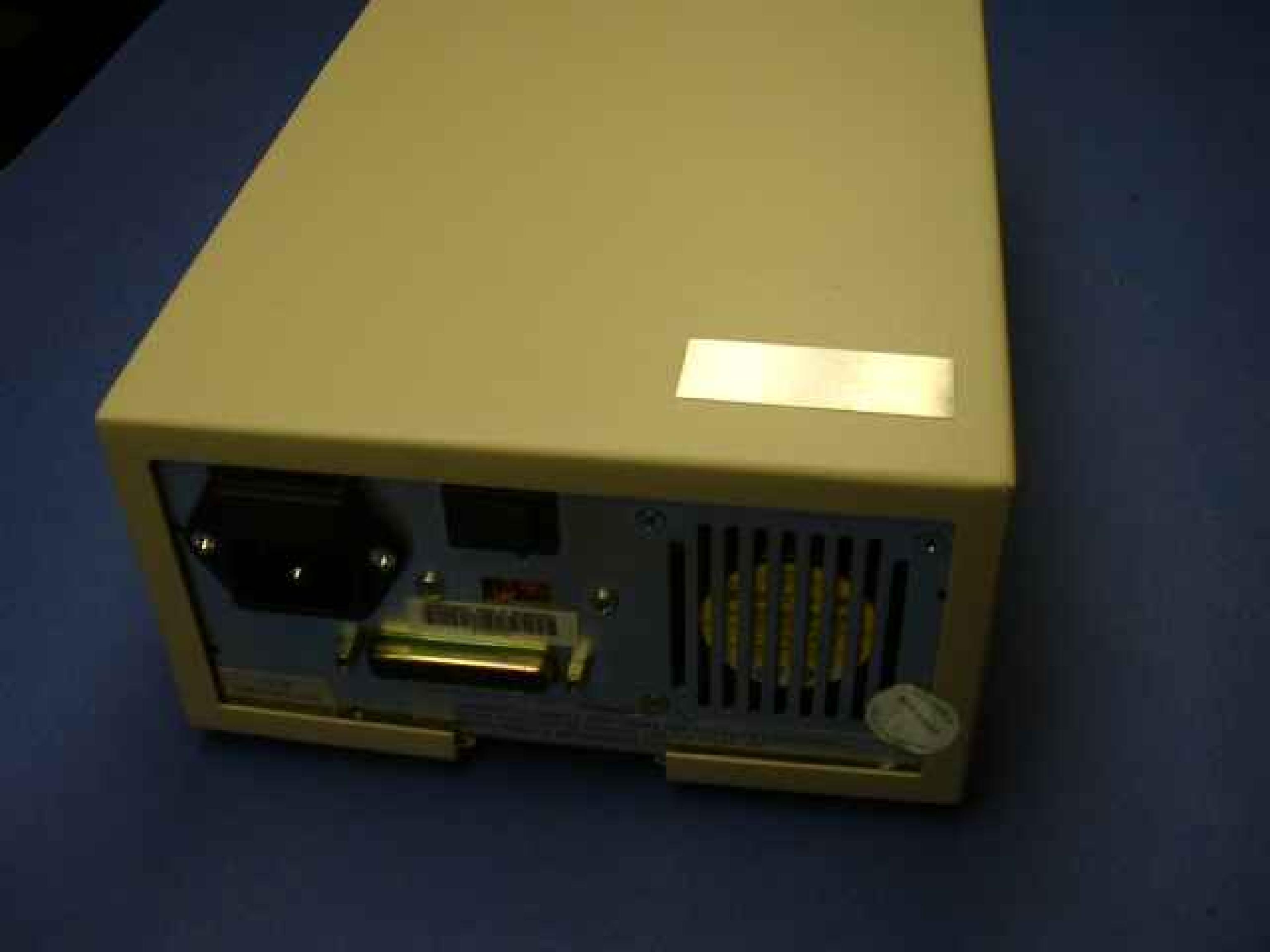 ARCHIVE 2150E EXTERNAL TAPE BACKUP 150MB DB25 INTERFACE