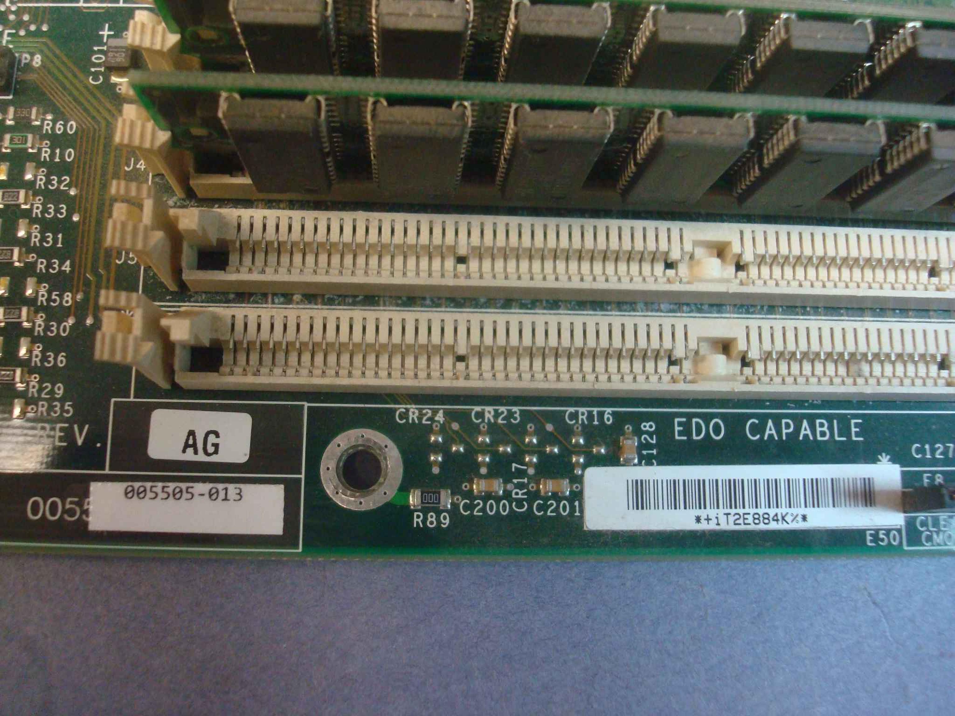 COMPAQ / HEWLETT PACKARD / HP 5506 SOCKET 7 MOTHERBOARD