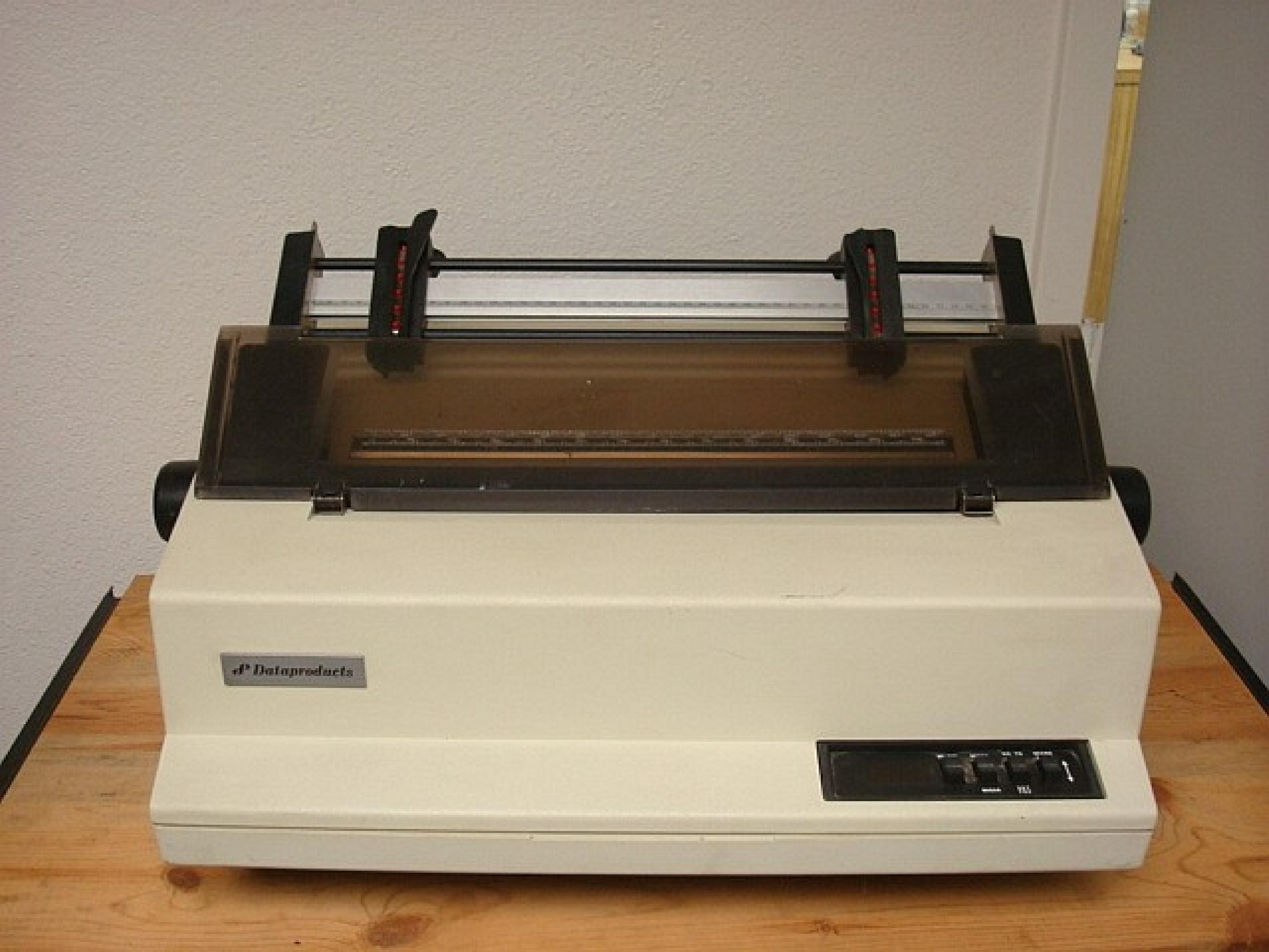 DATAPRODUCTS DP-5582-0001 DAISYWHEEL PRINTER