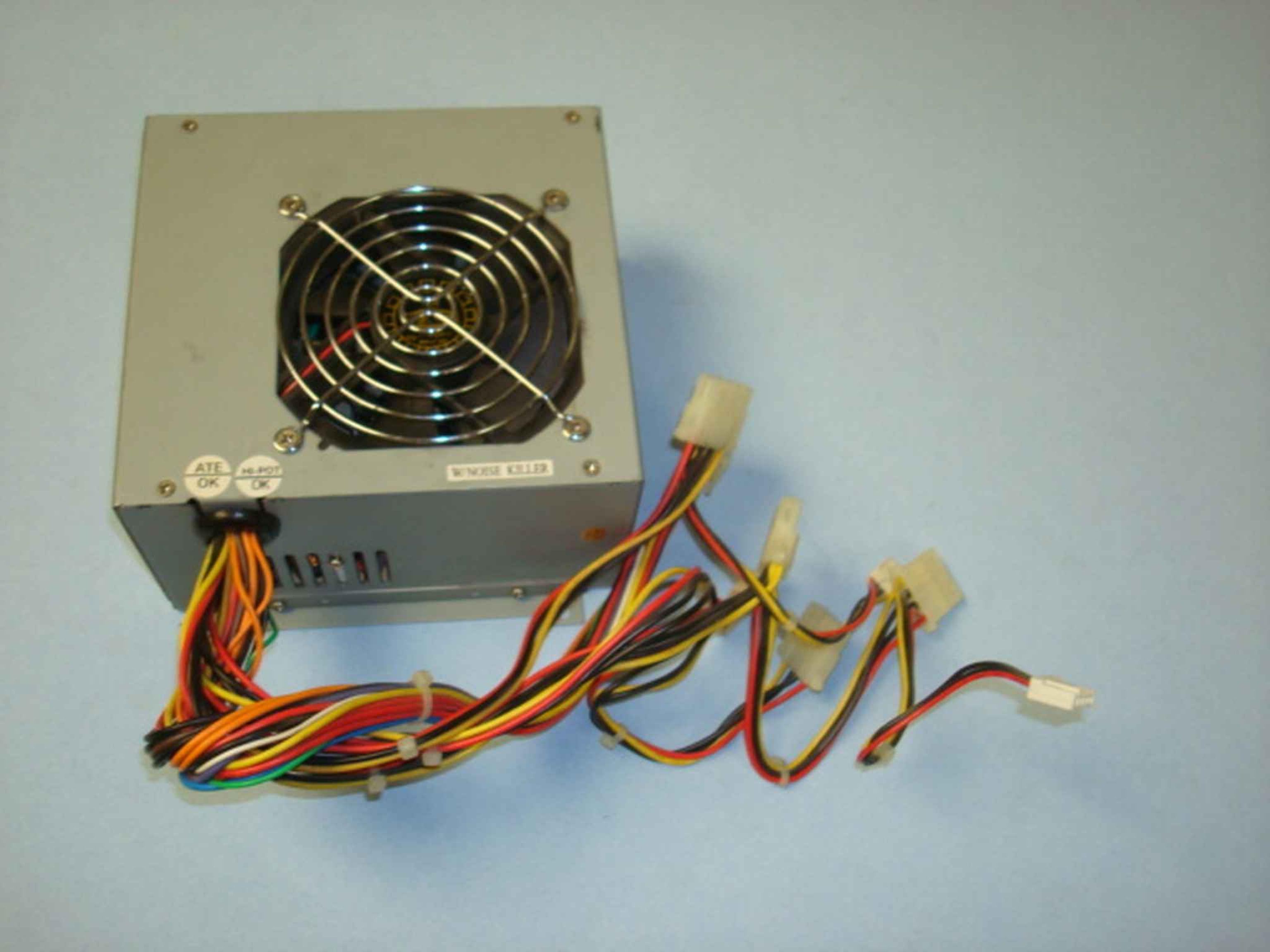 FSP GROUP / SPARKLE POWER INTL LTD / POWER MAN / YATE LOON FSP235-60GI CLONE 235 WATT POWER SUPPLY ATX AND SWITCH STYLE 235W 20 PIN