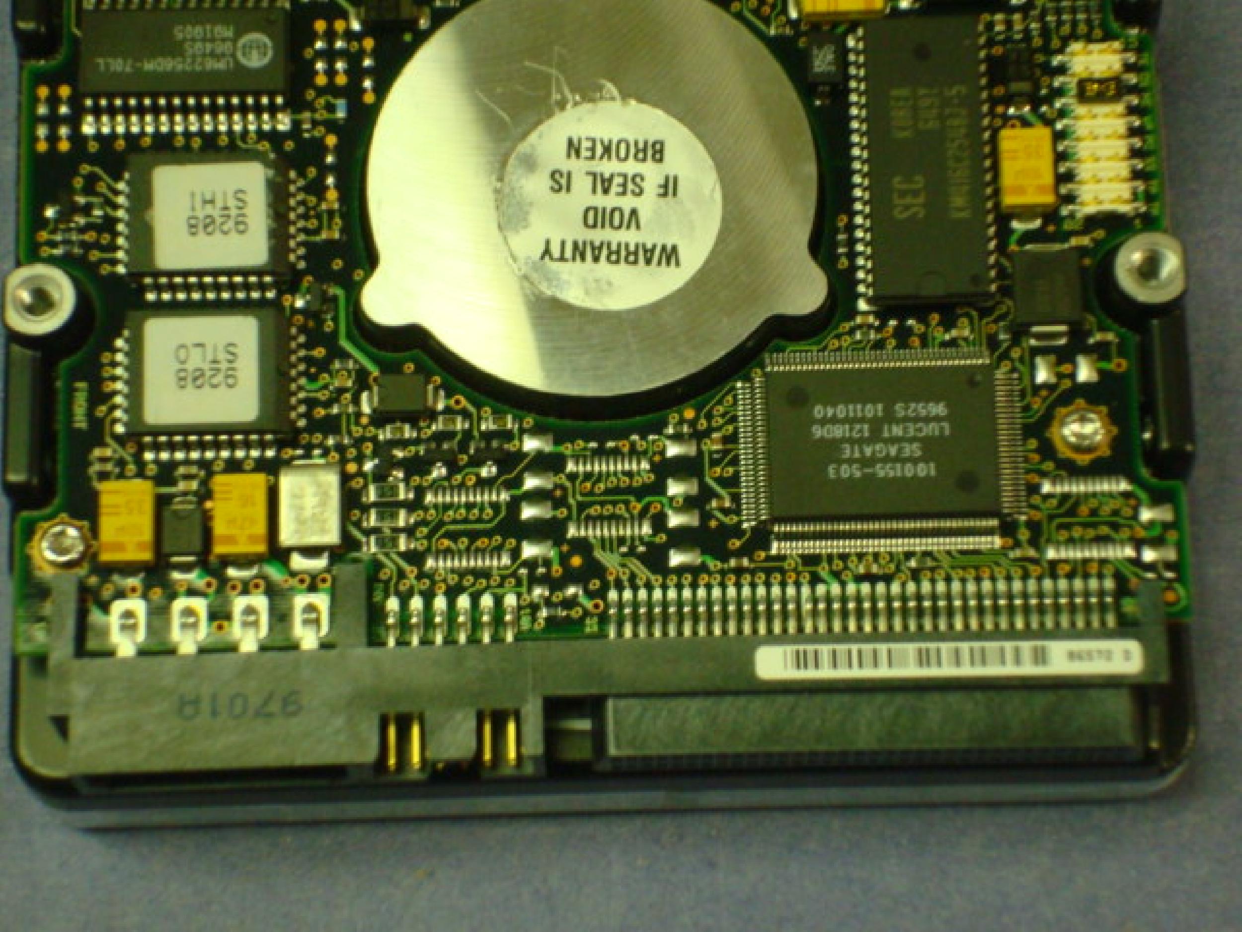 COMPAQ / HEWLETT PACKARD / HP 199878-001 2.1GB BARRACUDA SCSI ULTRA WIDE