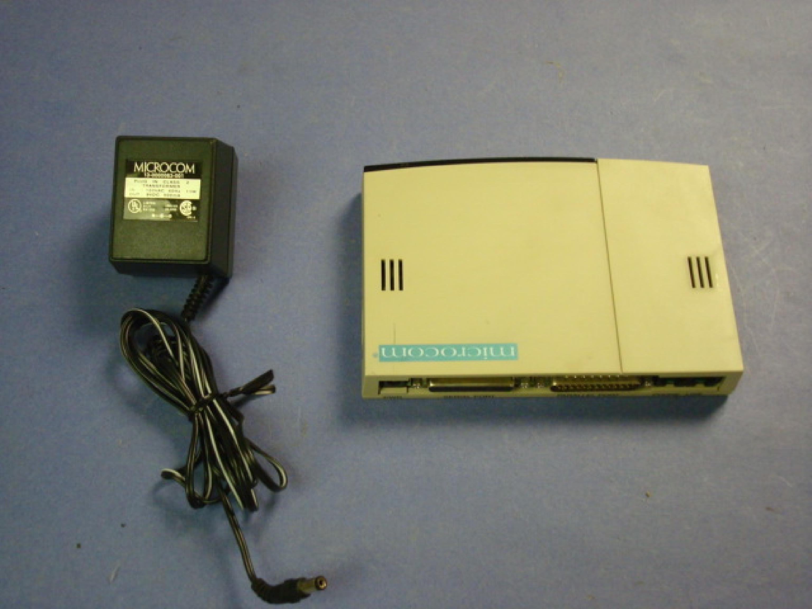 MICROCOM 115802703 C DESKPORTE P EXTERNAL MODEM 28.8 WITH POWER SUPPLY