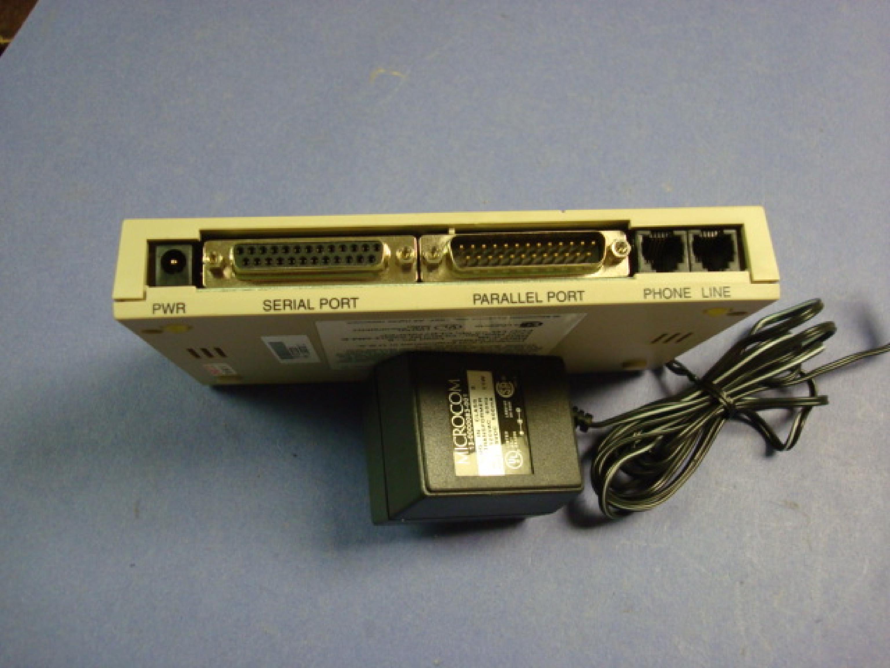 MICROCOM 115802703 C DESKPORTE P EXTERNAL MODEM 28.8 WITH POWER SUPPLY