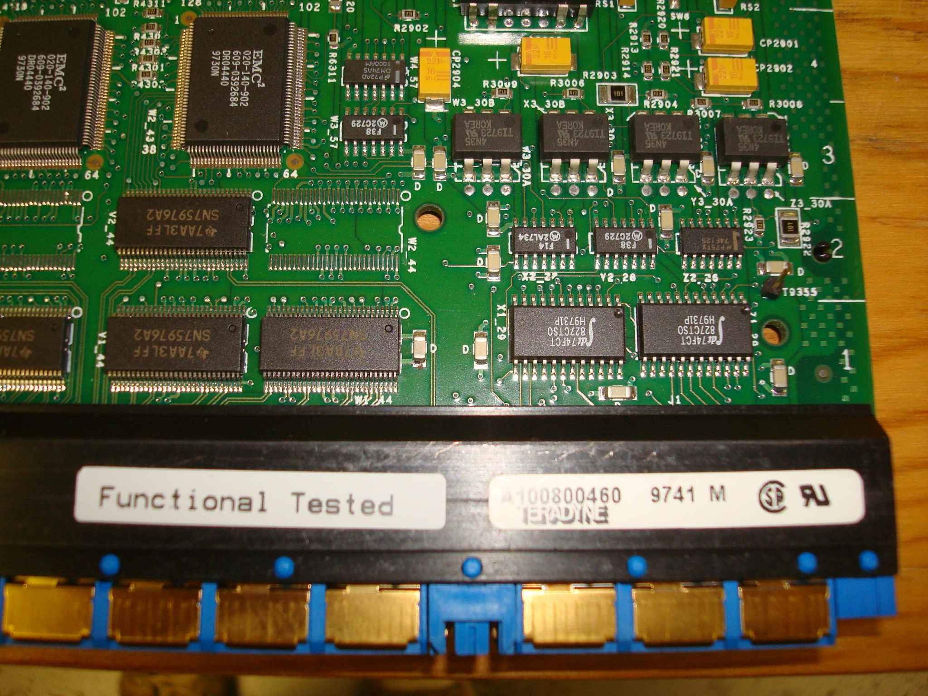 EMC 201-277-927 DIFFERENTIAL SCSI DUAL PROCESSOR CONTROLLER