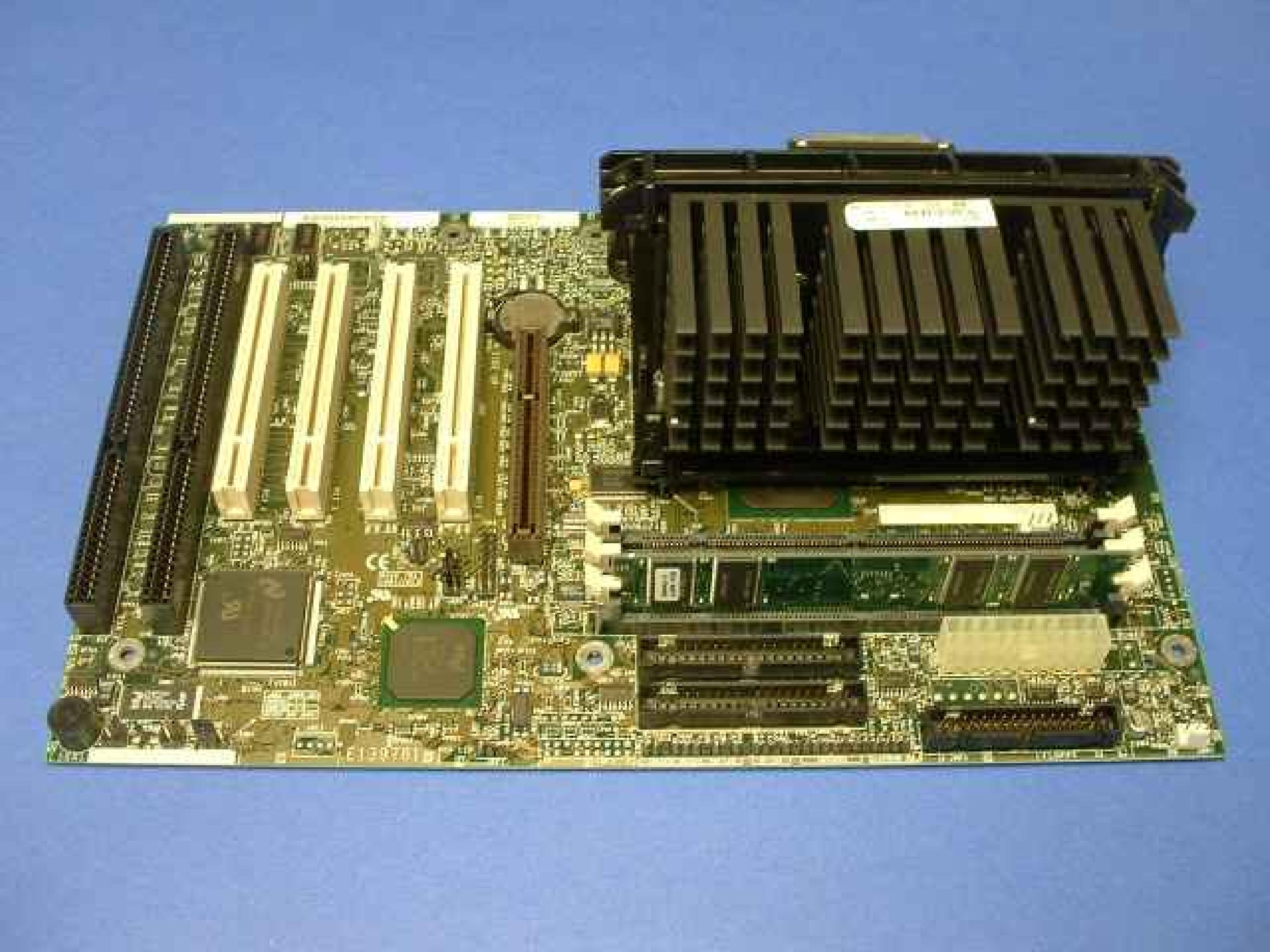 INTEL 681534-308 PENTIUM II SYSTEM BOARD