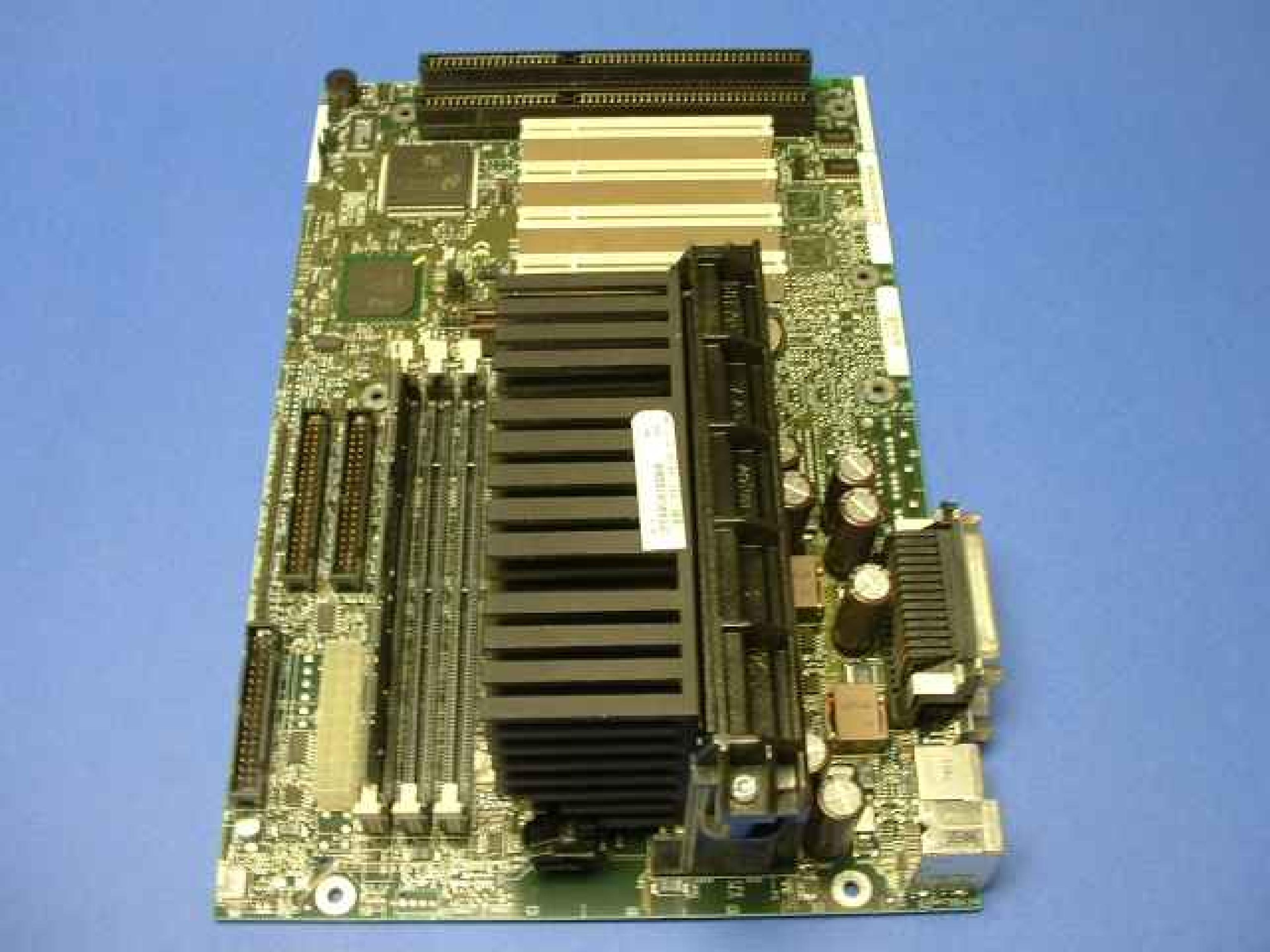 INTEL AA 681534-308 PENTIUM II SYSTEM BOARD