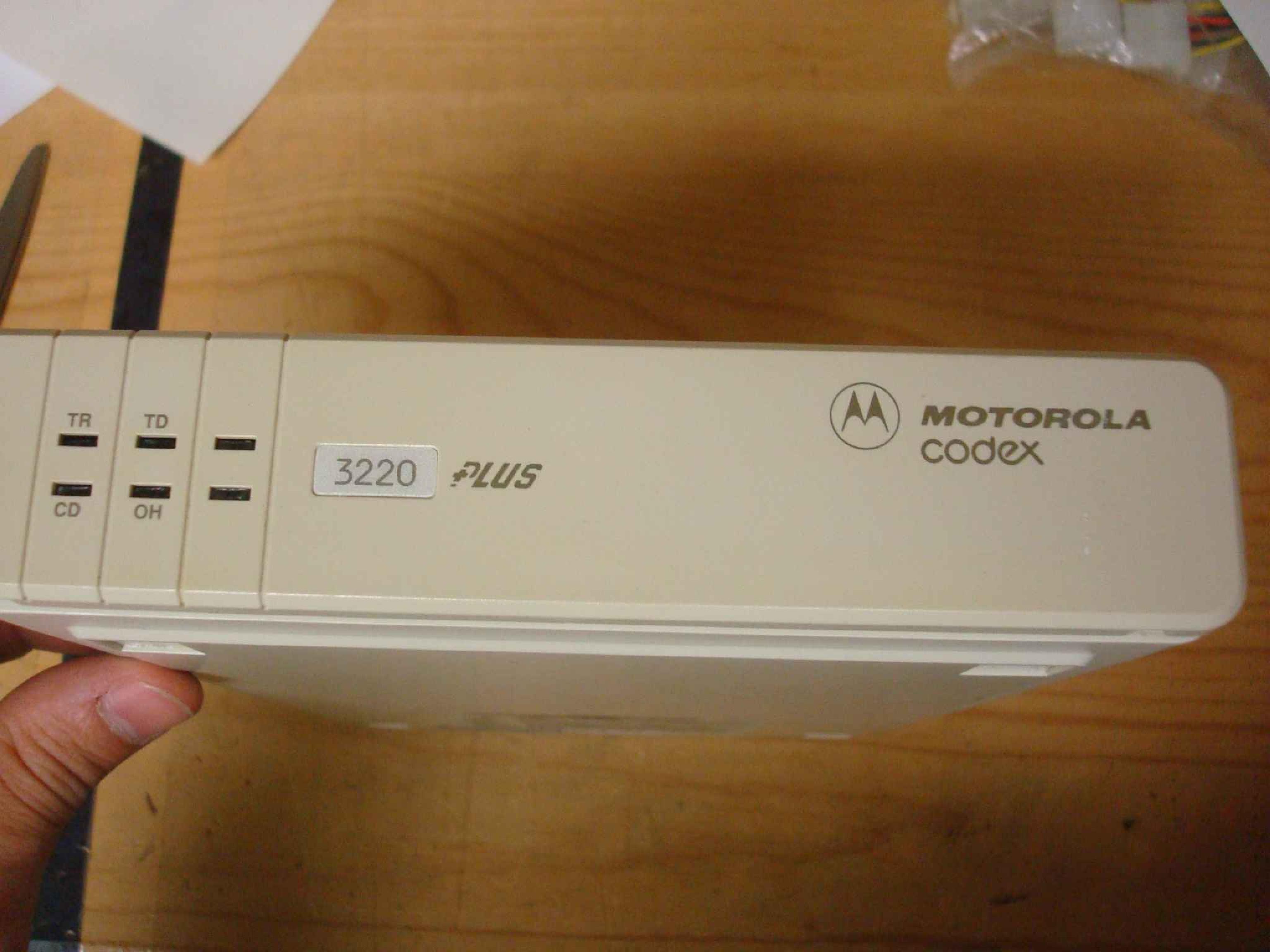 CODEX 40002 EXTERNAL UNMANAGED SYNC ASYNC MODEM 3220 PLUS WITH POWER SUPPLY