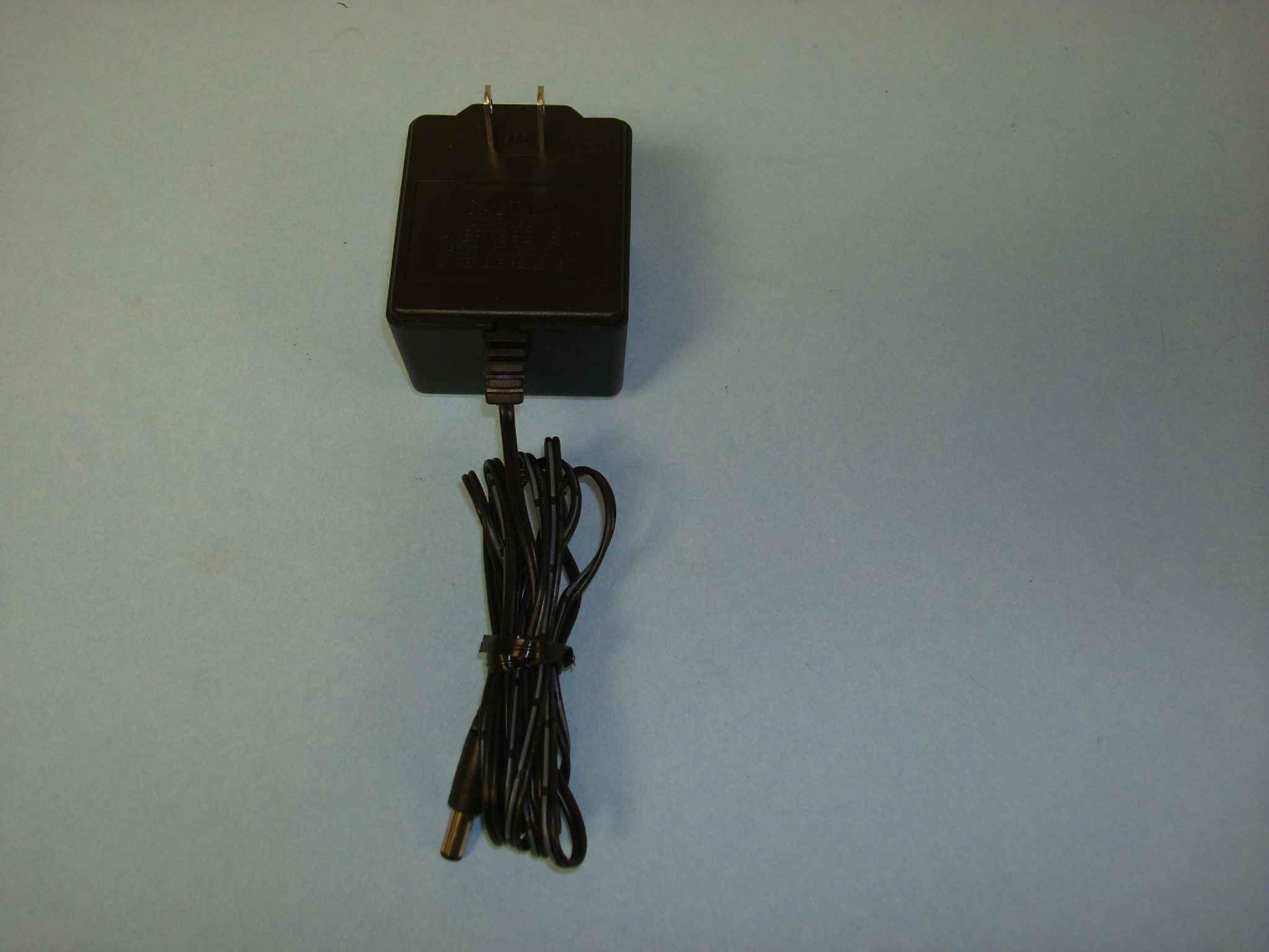 LZR ELEC / SHOGYO 481210003C0 12V DC 1A AC ADAPTER WITH BARREL CONNECTOR OD:5.5MM ID:2.5MM POWER SUPPLY 12 VOLT 1000MA