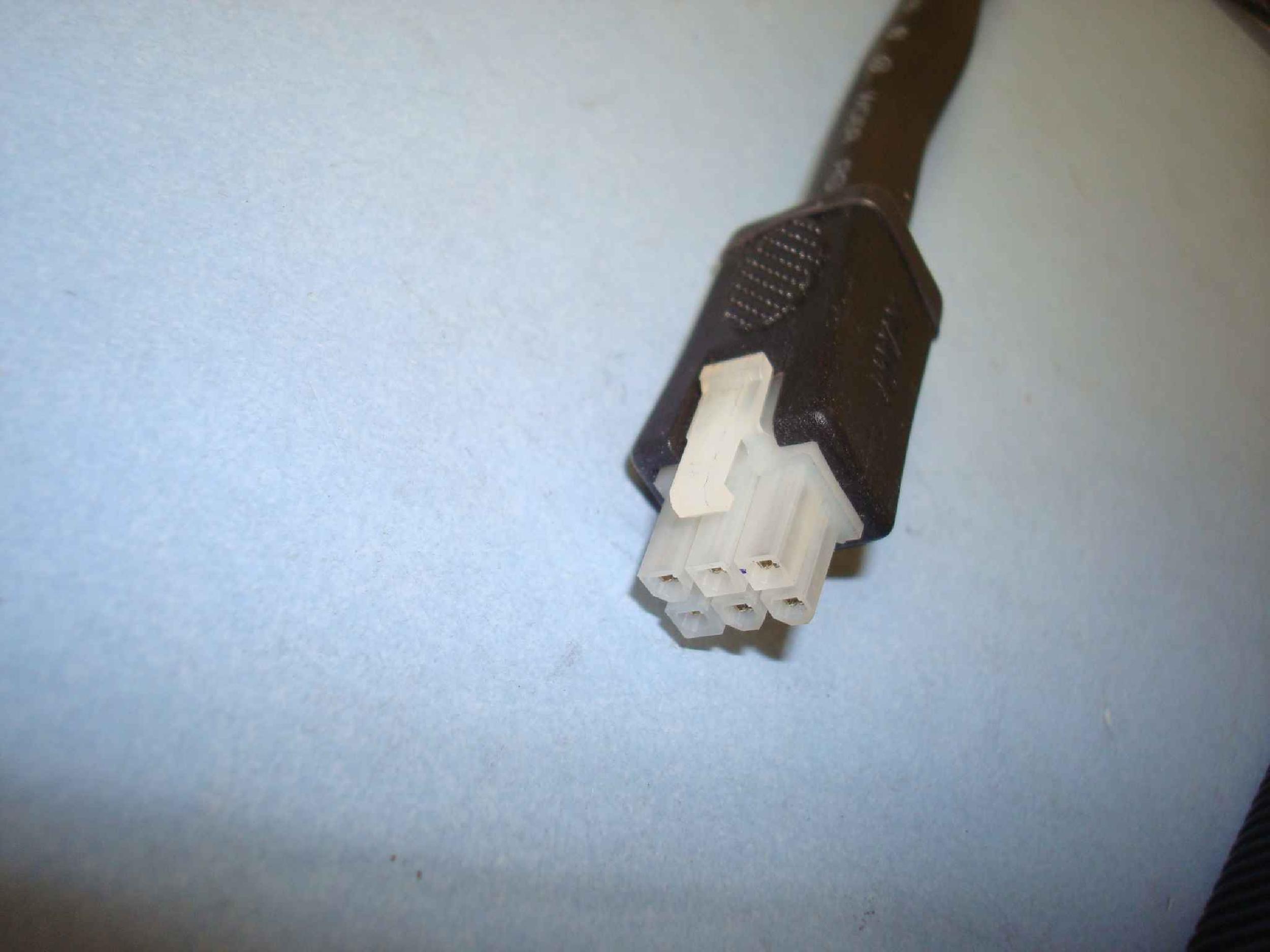 GATEWAY 2000 HP-AN235D43 12V DC 19.6A AC ADAPTER WITH 6 PIN CONNECTOR