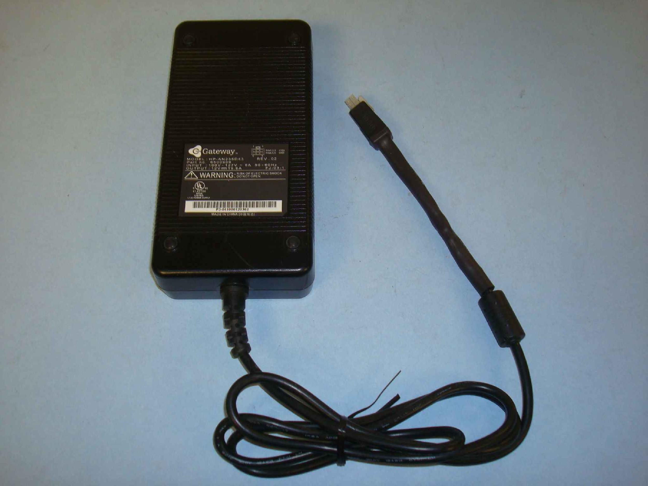 GATEWAY 2000 FJ-03-1 12V DC 19.6A AC ADAPTER WITH 6 PIN CONNECTOR