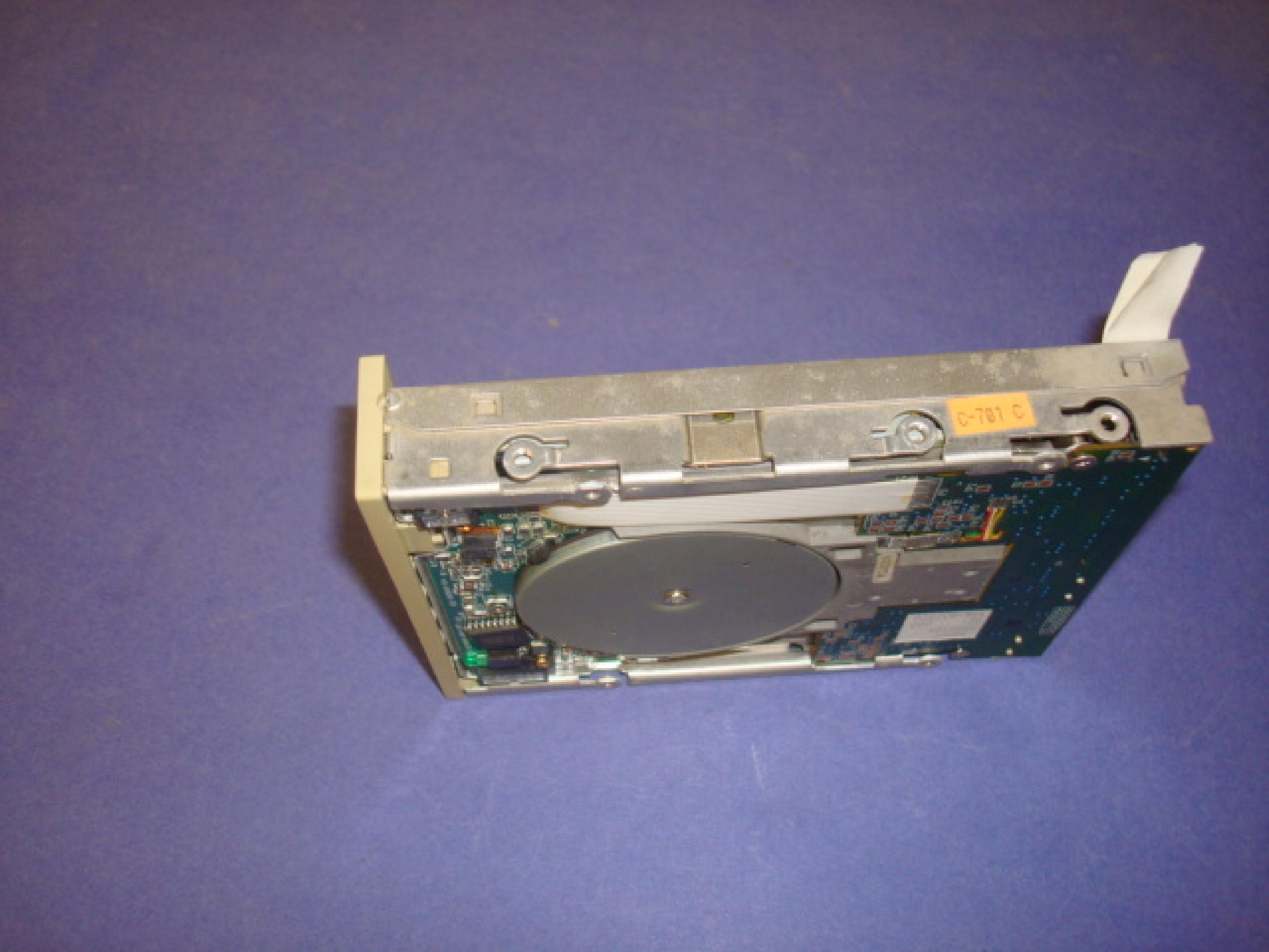 NEC 134-505196-701-0 3.5 INCH FLOPPY DRIVE 34 PIN