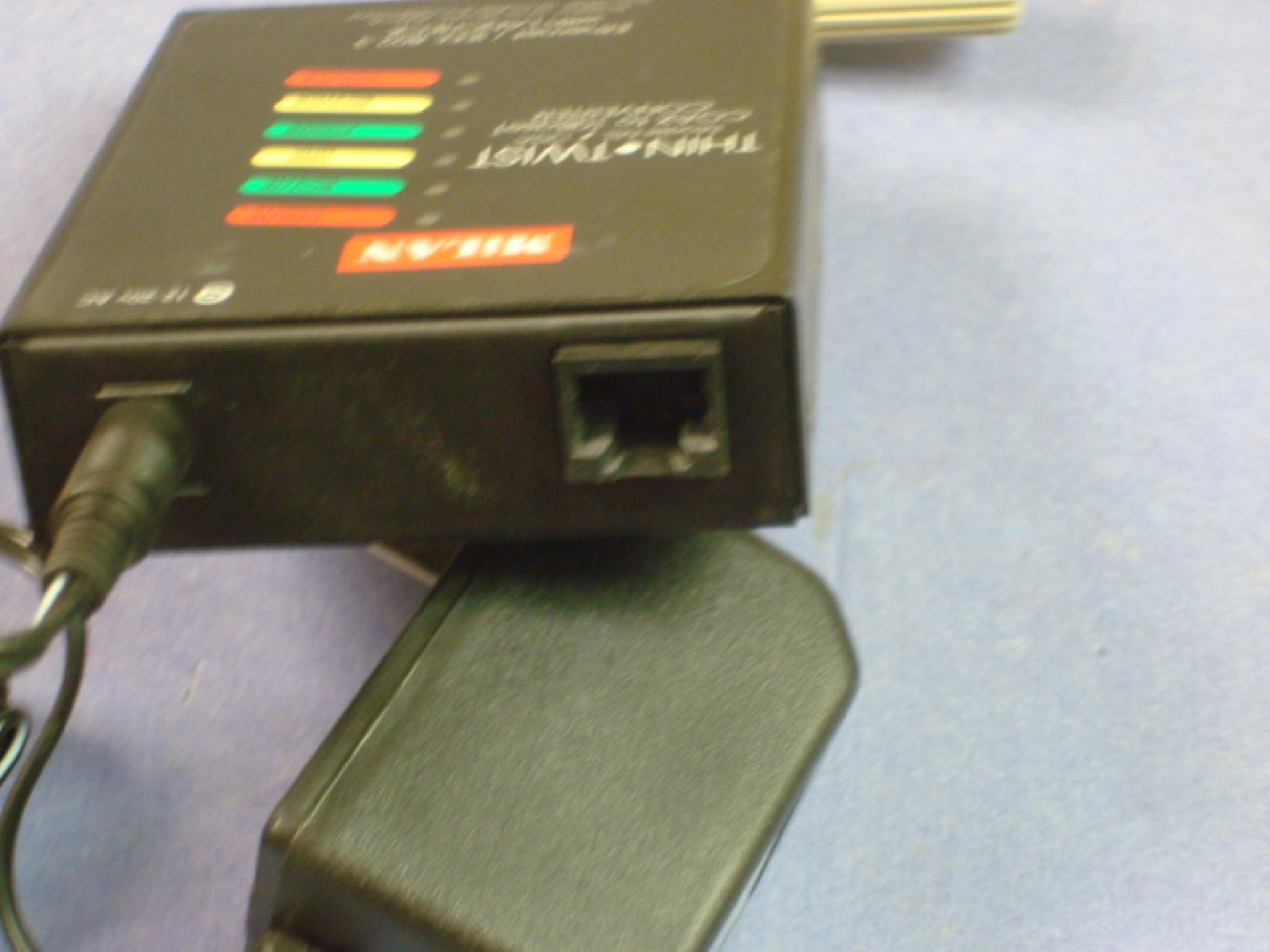 DIGI INTERNATIONAL MIL-120A TRANSCEIVER THIN TWIST WITH LANCHECK COAX/10BASET WITH POWER SUPPLY 10BT 10B2