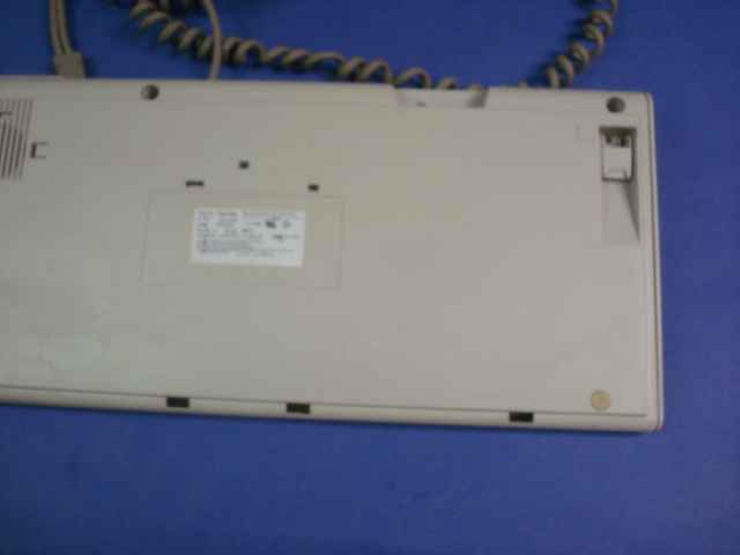 IBM 92G7455 KEYBOARD WITH TRACKBALL