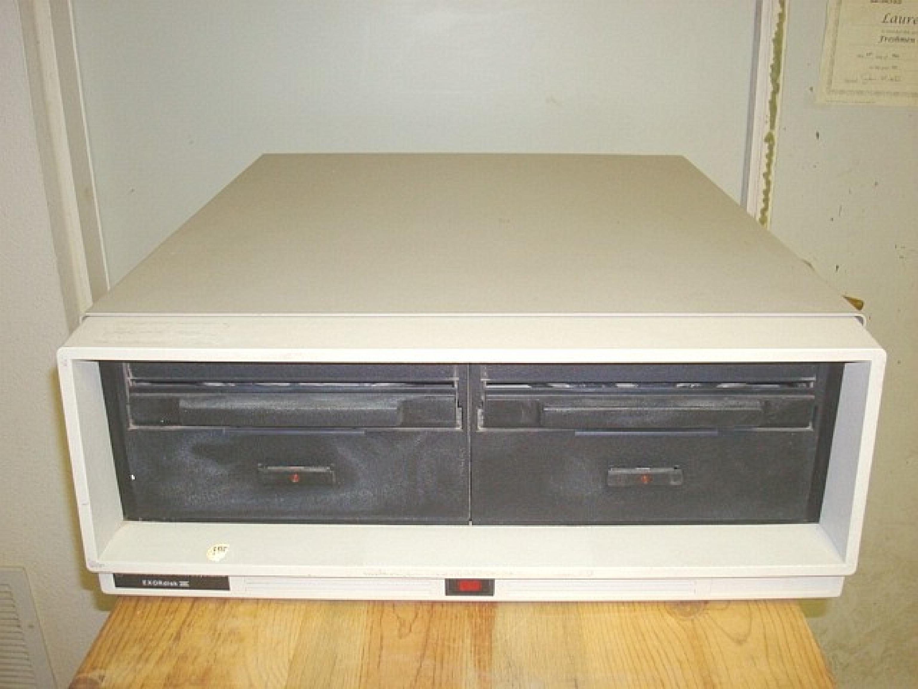 MOTOROLA EXORDISK III DUAL 8 INCH FLOPPY DRIVES IN CABINET EXORDISK III