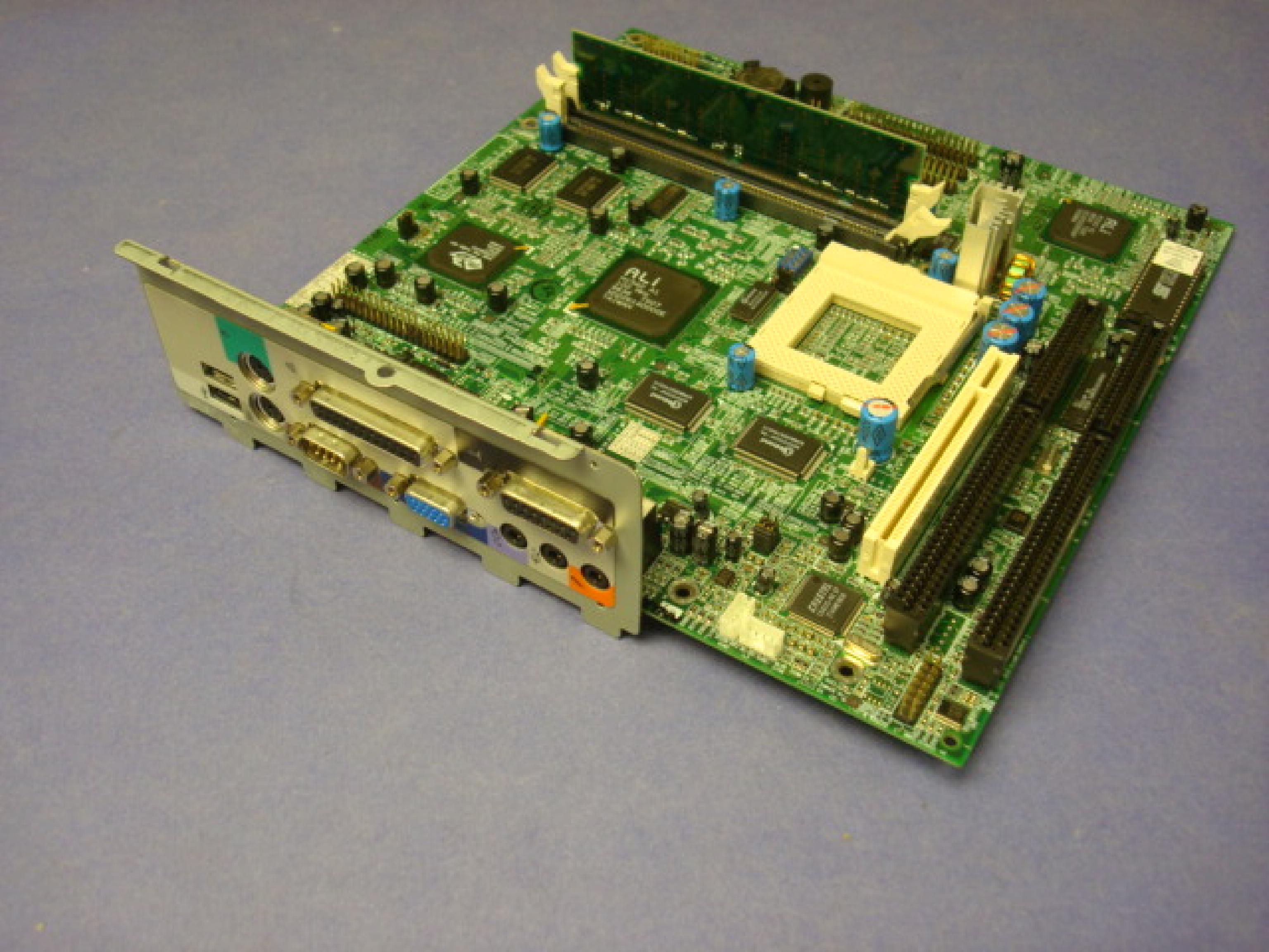 ACER 98101-1 SOCKET 7 SYSTEM BOARD