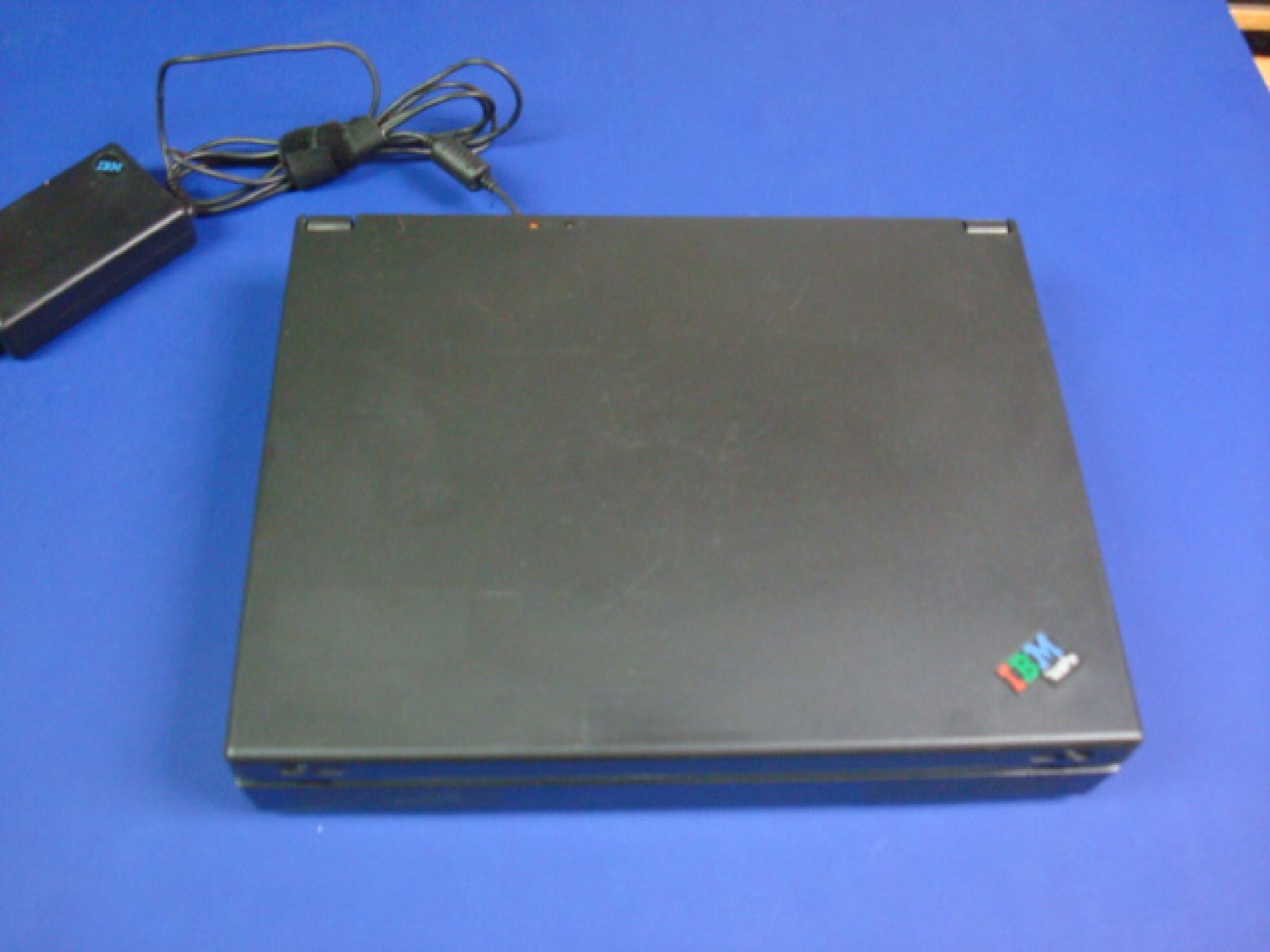 IBM 2635-HGU THINKPAD 380Z 64MB RAM 8GB HARD DRIVE CD