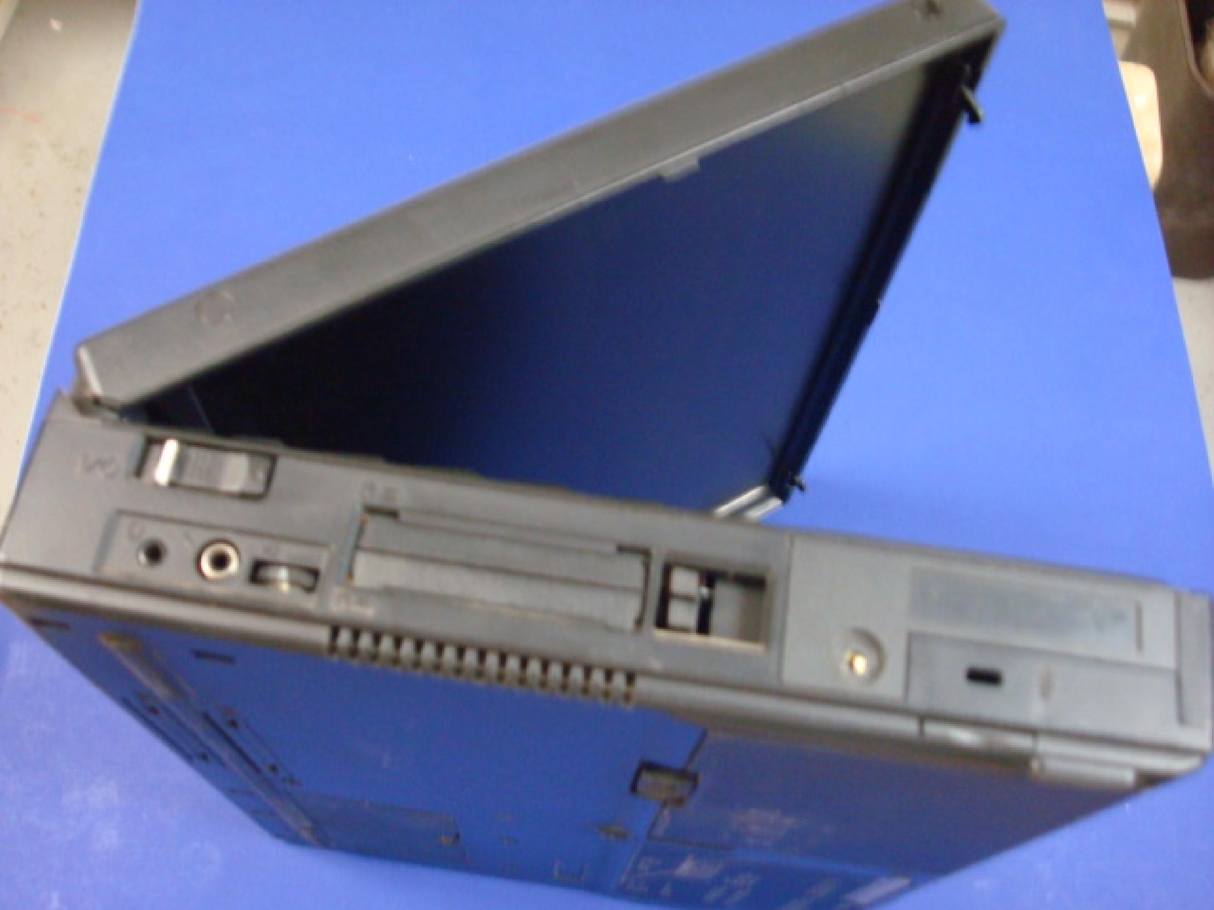 IBM 2635-HGU THINKPAD 380Z 64MB RAM 8GB HARD DRIVE CD