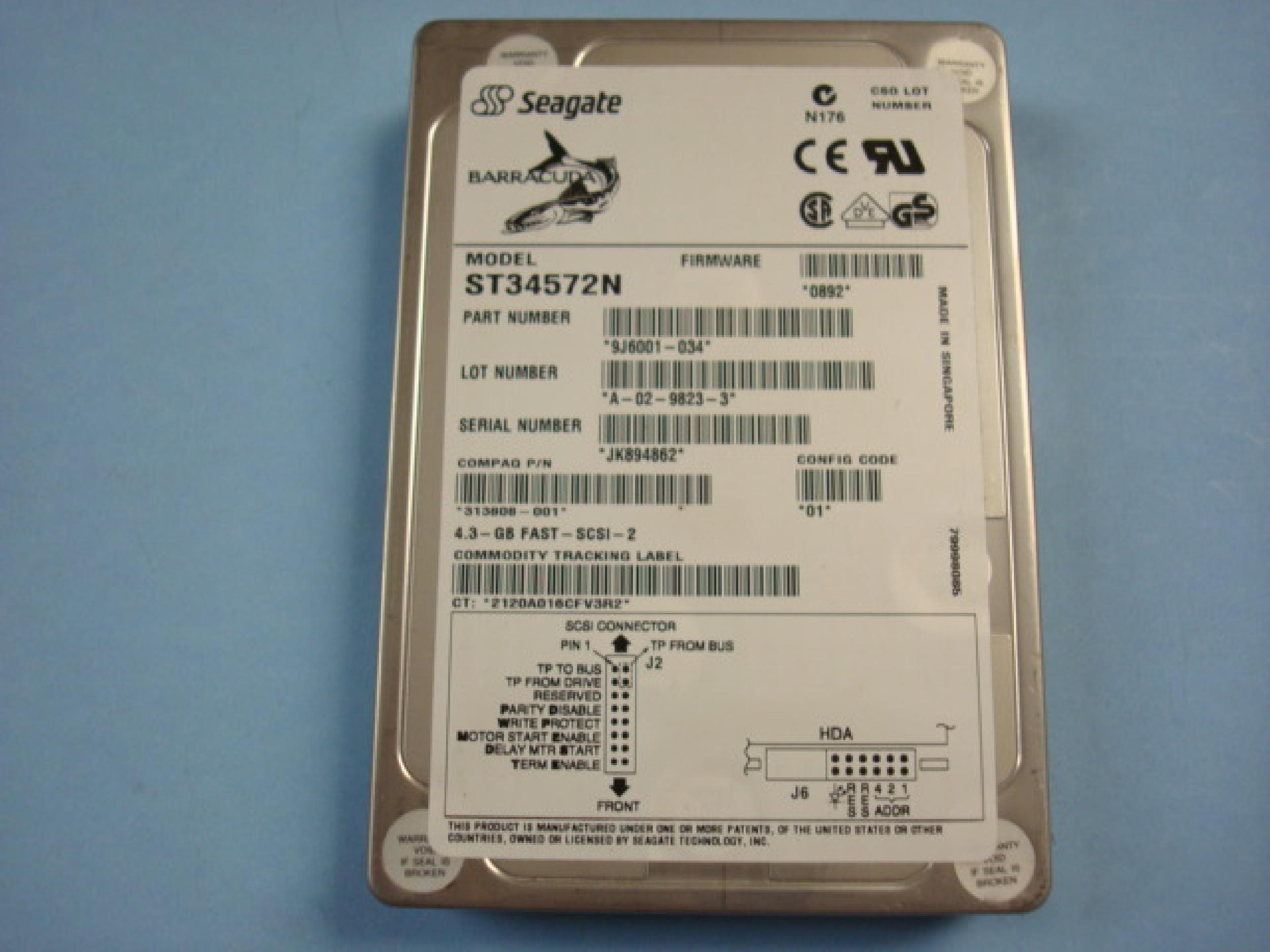 COMPAQ / HEWLETT PACKARD / HP 313808-001 HOT SWAP TRAY & SEAGATE BARRACUDA 4.3 GB FAST SCSI 2 3.5INCH DISK DRIVE