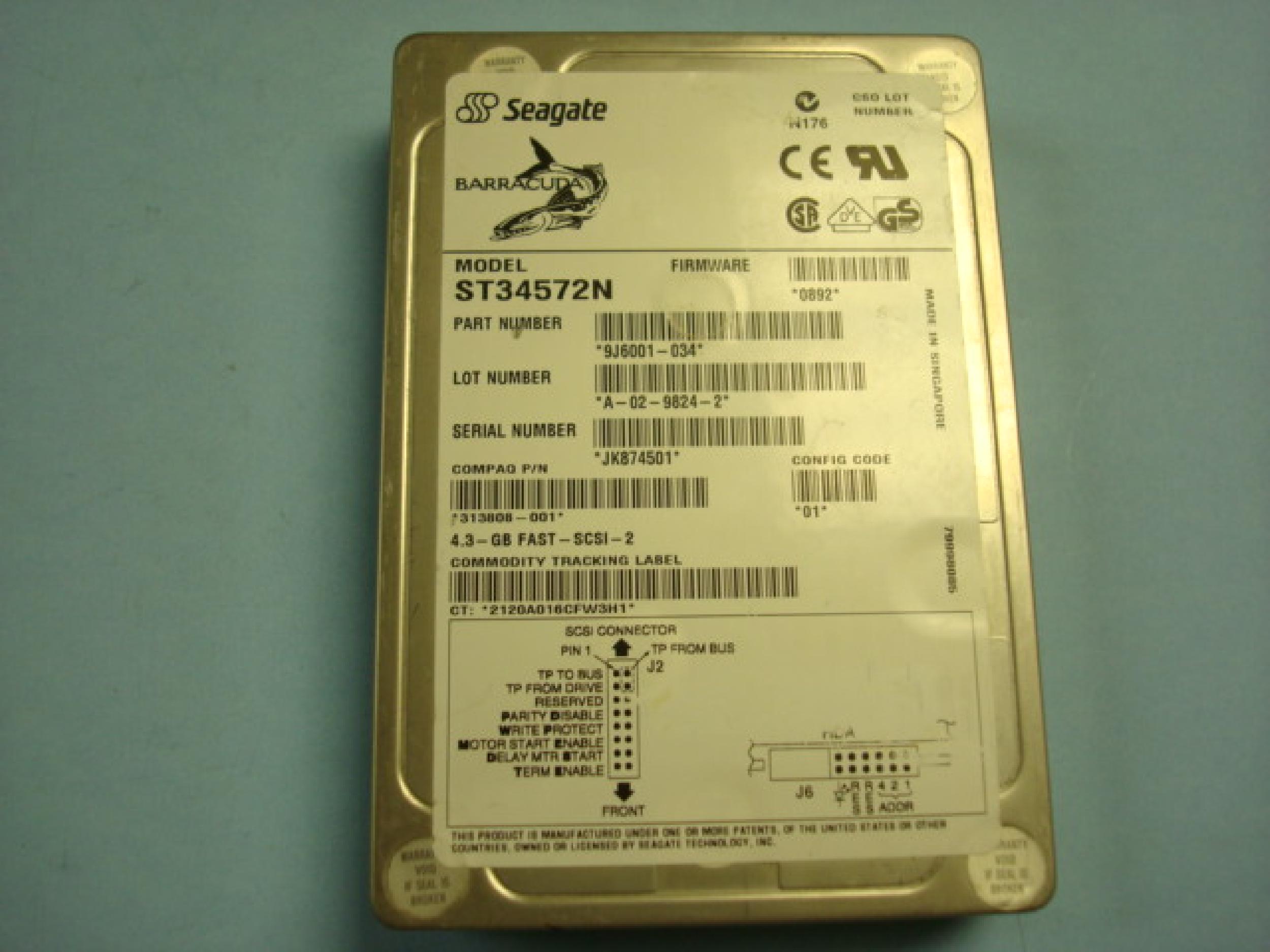 COMPAQ / HEWLETT PACKARD / HP 313808-001 HOT SWAP TRAY & SEAGATE BARRACUDA 4.3 GB FAST SCSI 2 3.5INCH DISK DRIVE