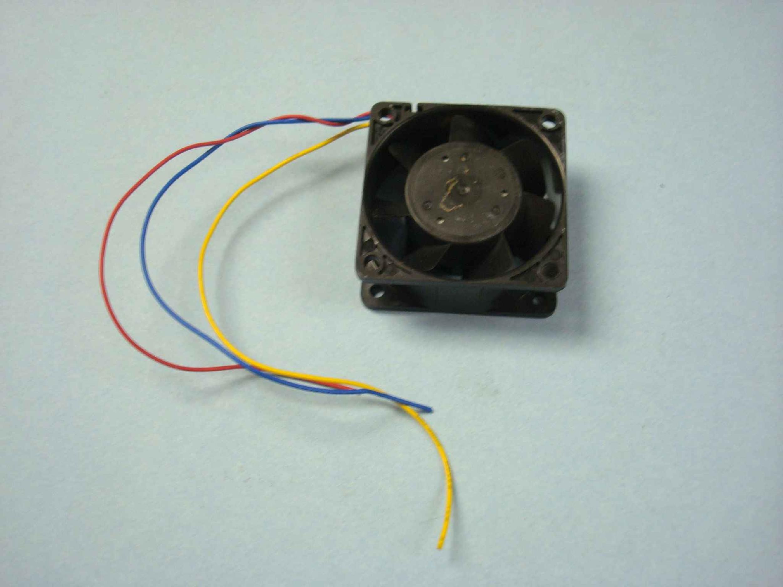 SUNON KDE2406PTB1 FAN 24V DC 2.6W 60MM BY 25MM THREE WIRES, 3 INCH CABLE NO CONNECTOR