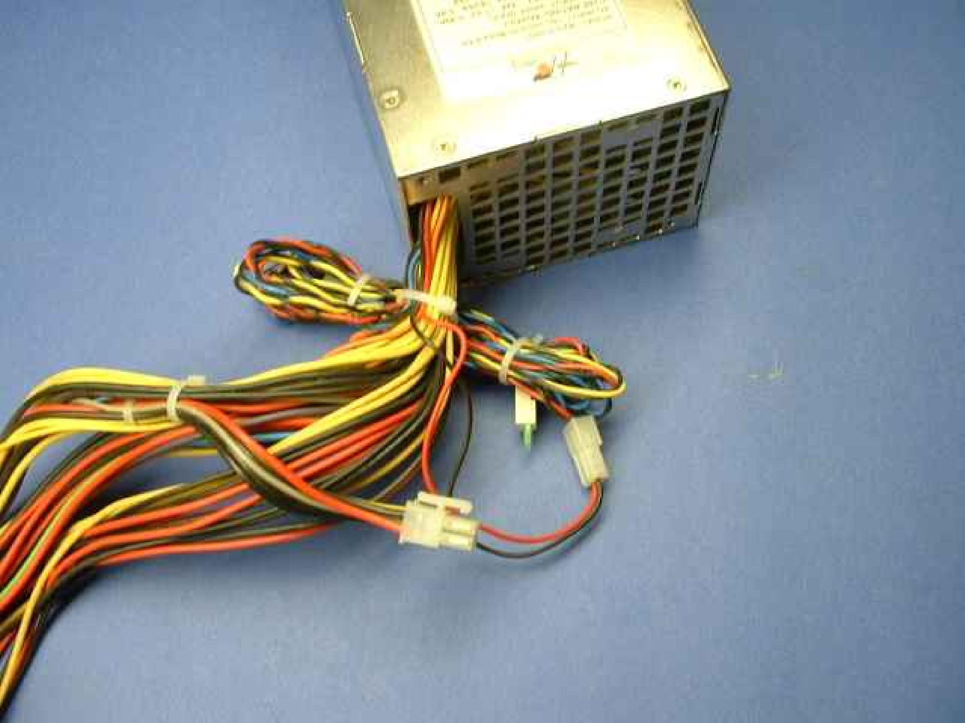 EMACS / ZIPPY / US POWER / CALIFORNIA PC PRODUCTS R2G-6350P HOT SWAP POWER SUPPLY CHASIS ONLY