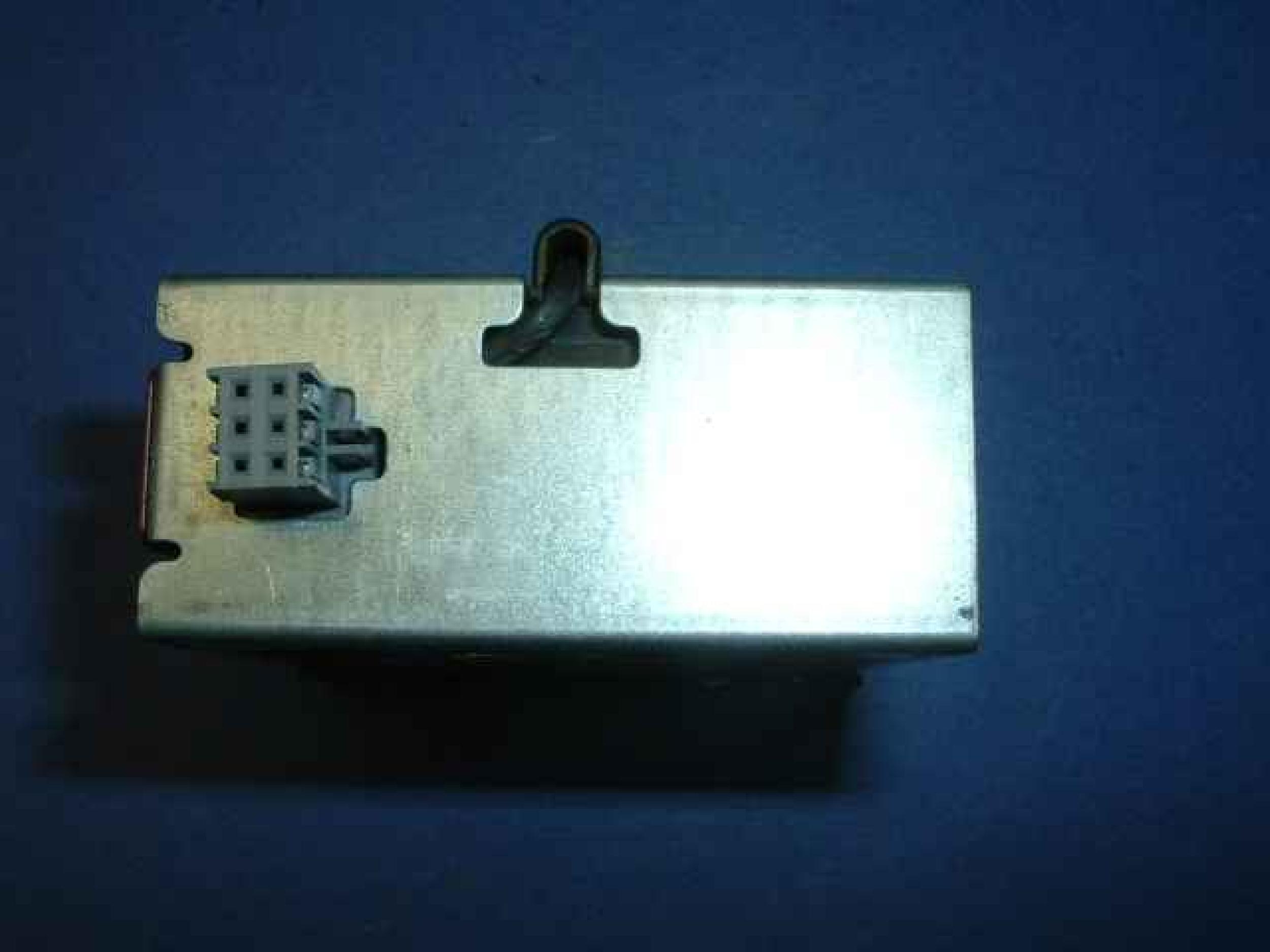 COMPAQ / HEWLETT PACKARD / HP 218620-001 ASSEMBLY FOR 218382-001 HOLDS 6, NO FANS INCLUDES 6 FANS, 4 FANSINCLUDES