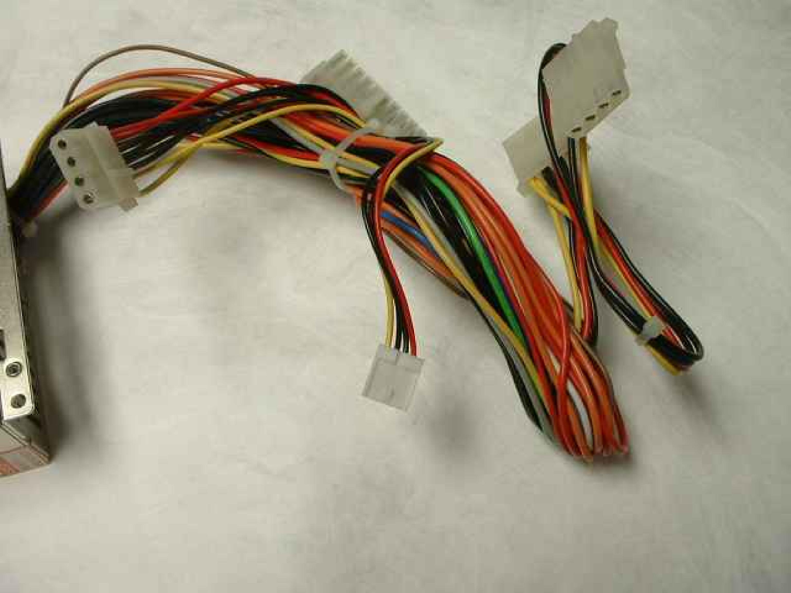 EMACS / ZIPPY / US POWER / CALIFORNIA PC PRODUCTS M1A937545P CLO0NE 180 WATT POWER SUPPLY