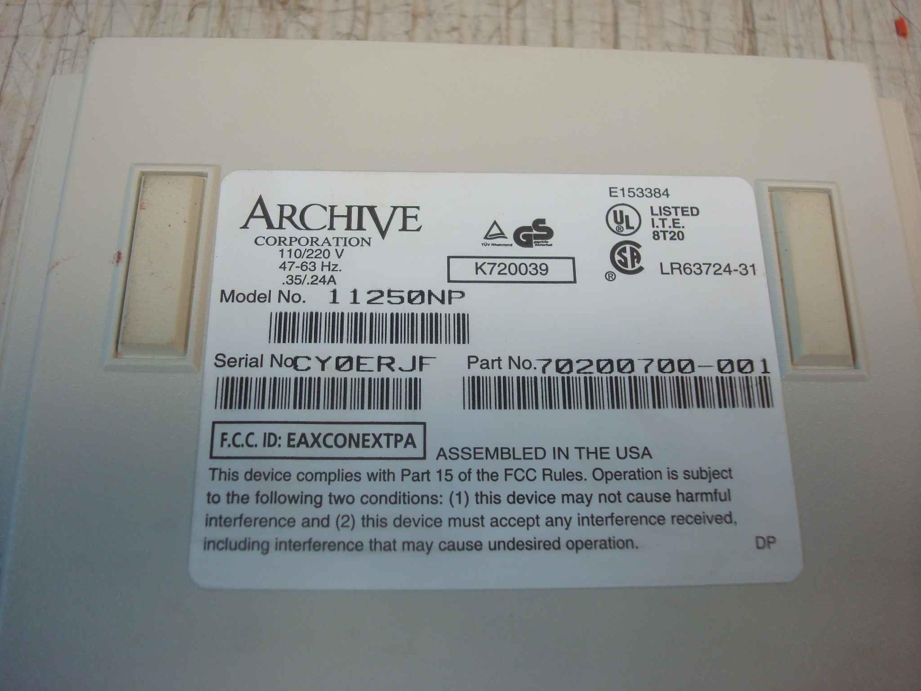 ARCHIVE 70200700-001 EXTERNAL TAPE DRIVE