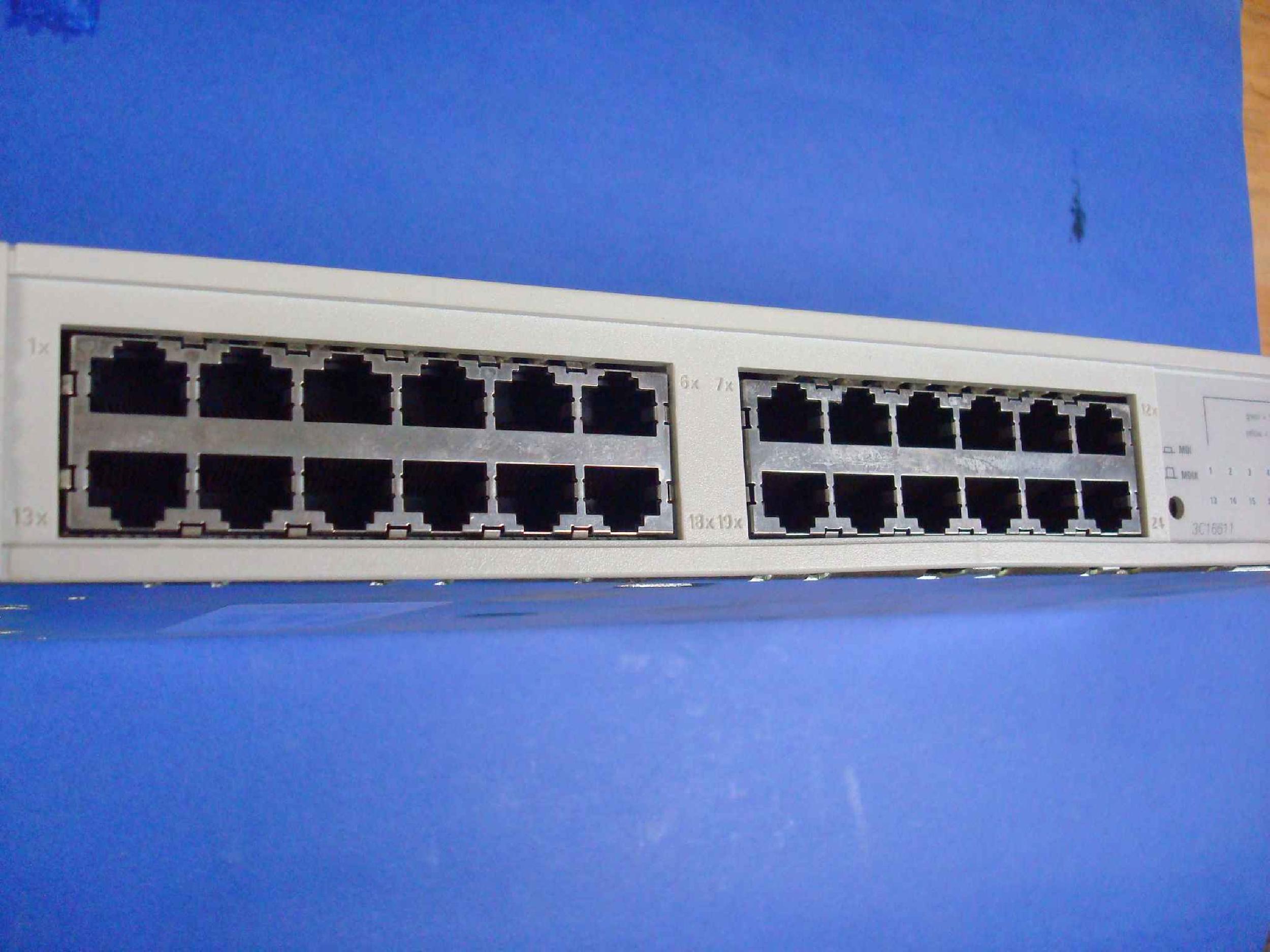 3COM / HP / HEWLETT PACKARD 1661-110-000-8.01 SUPERSTACK II, DUAL SPEED HUB 500, DSHUB500 24 PORT ETHERNET 10/100