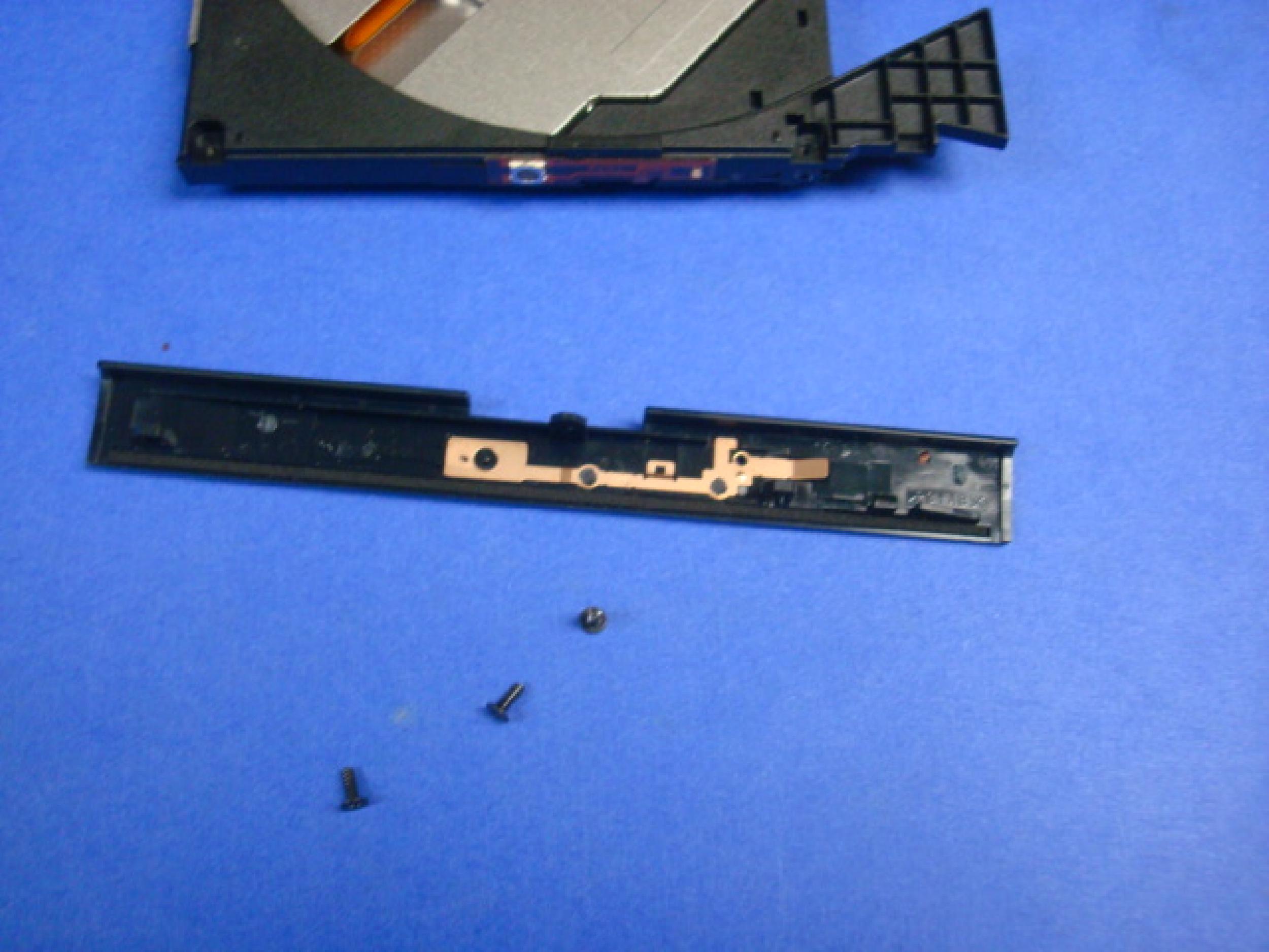 COMPAQ / HEWLETT PACKARD / HP 325315-001 CDRW DRIVE BLACK SLIMLINE FOR NOTEBOOK