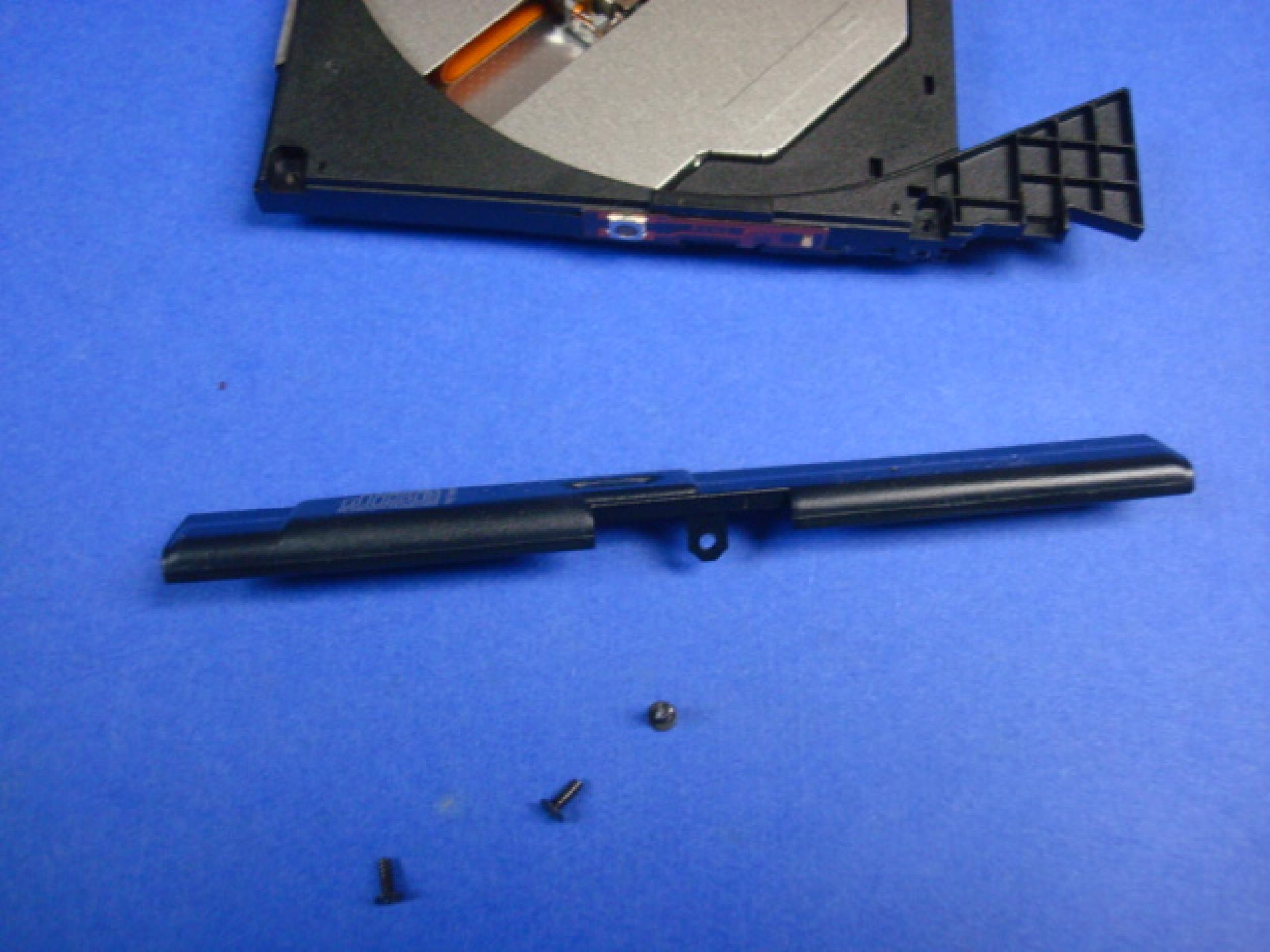 COMPAQ / HEWLETT PACKARD / HP 325315-001 CDRW DRIVE BLACK SLIMLINE FOR NOTEBOOK