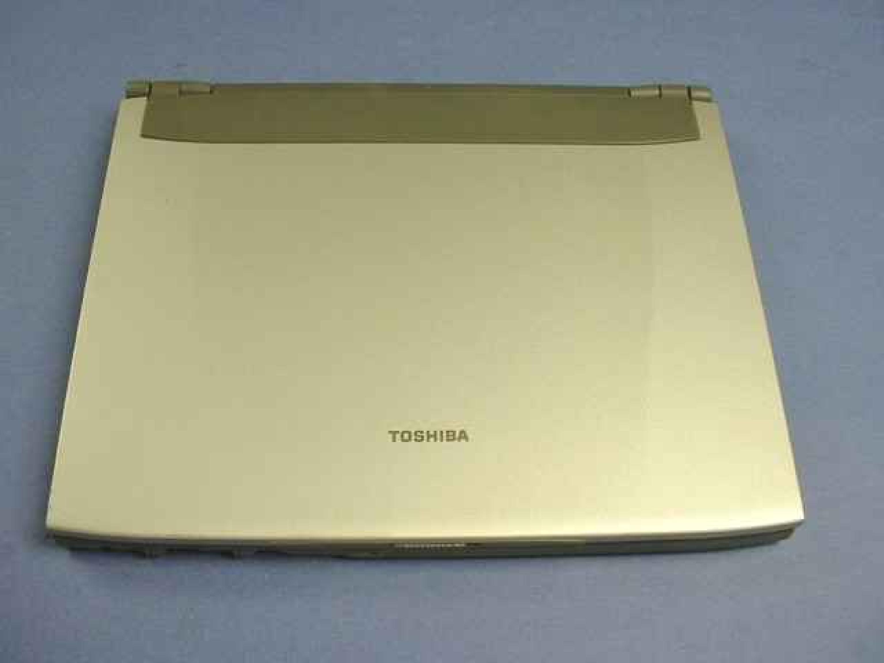 TOSHIBA PP714U-T2W8 PORTEGE 7100 NOTEBOOK, 6GB HD, 500MHZ PIII, 128MB RAM, WIN98