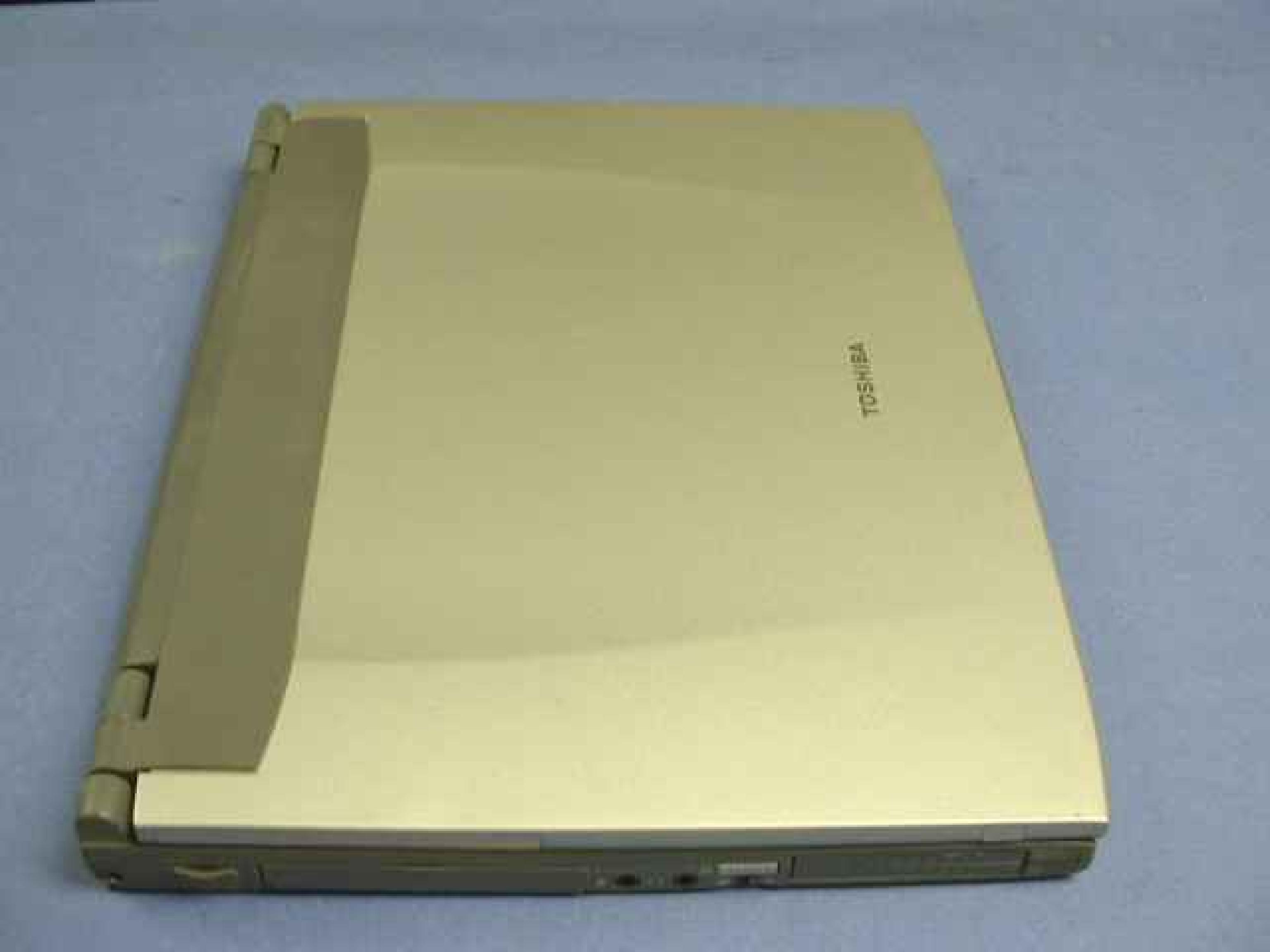 TOSHIBA PP714U-T2W8 PORTEGE 7100 NOTEBOOK, 6GB HD, 500MHZ PIII, 128MB RAM, WIN98