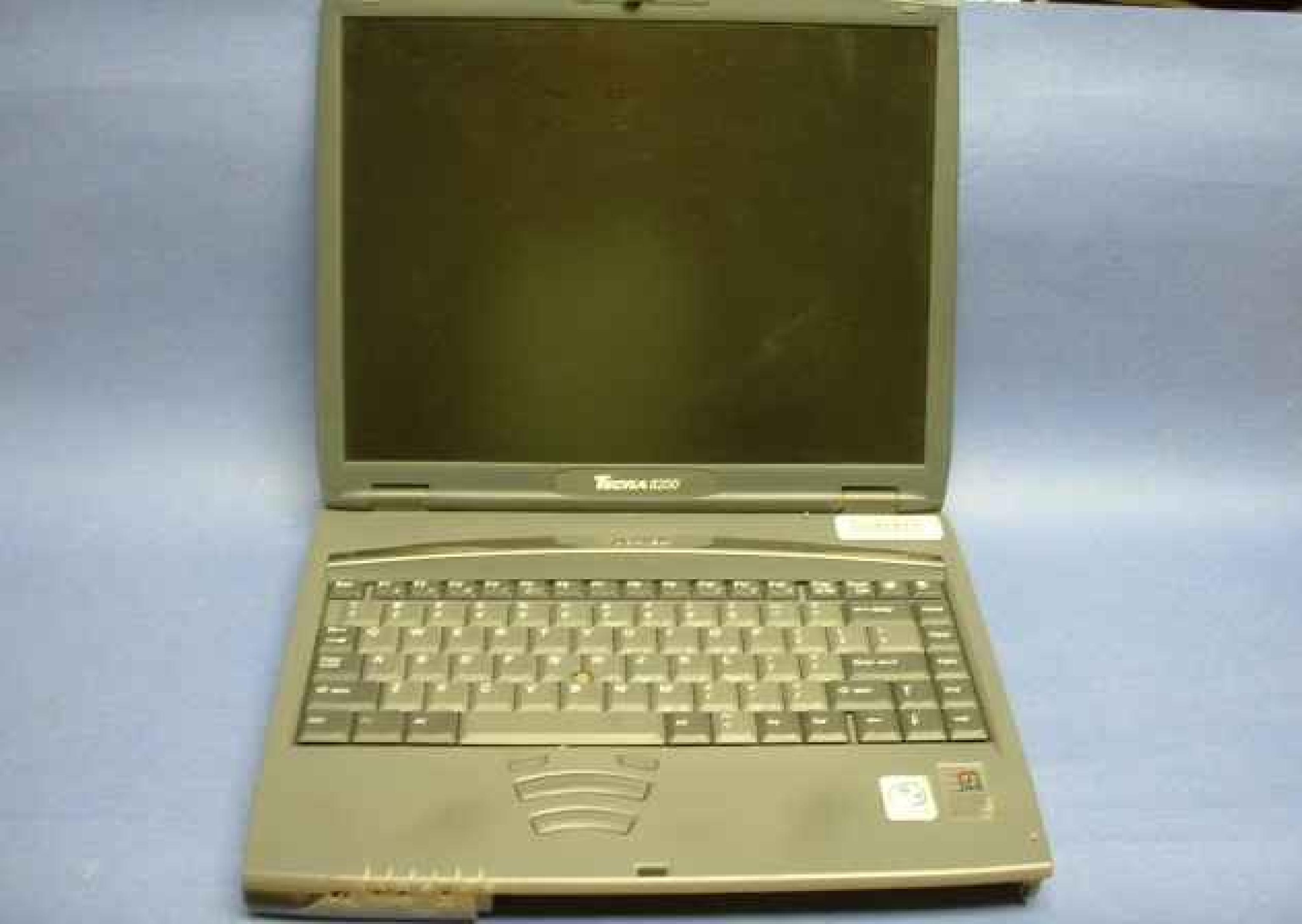 TOSHIBA TECRA 8200 PARTS ONLY, TECRA 8200 NOTEBOOK, NO BATTERY OR HD