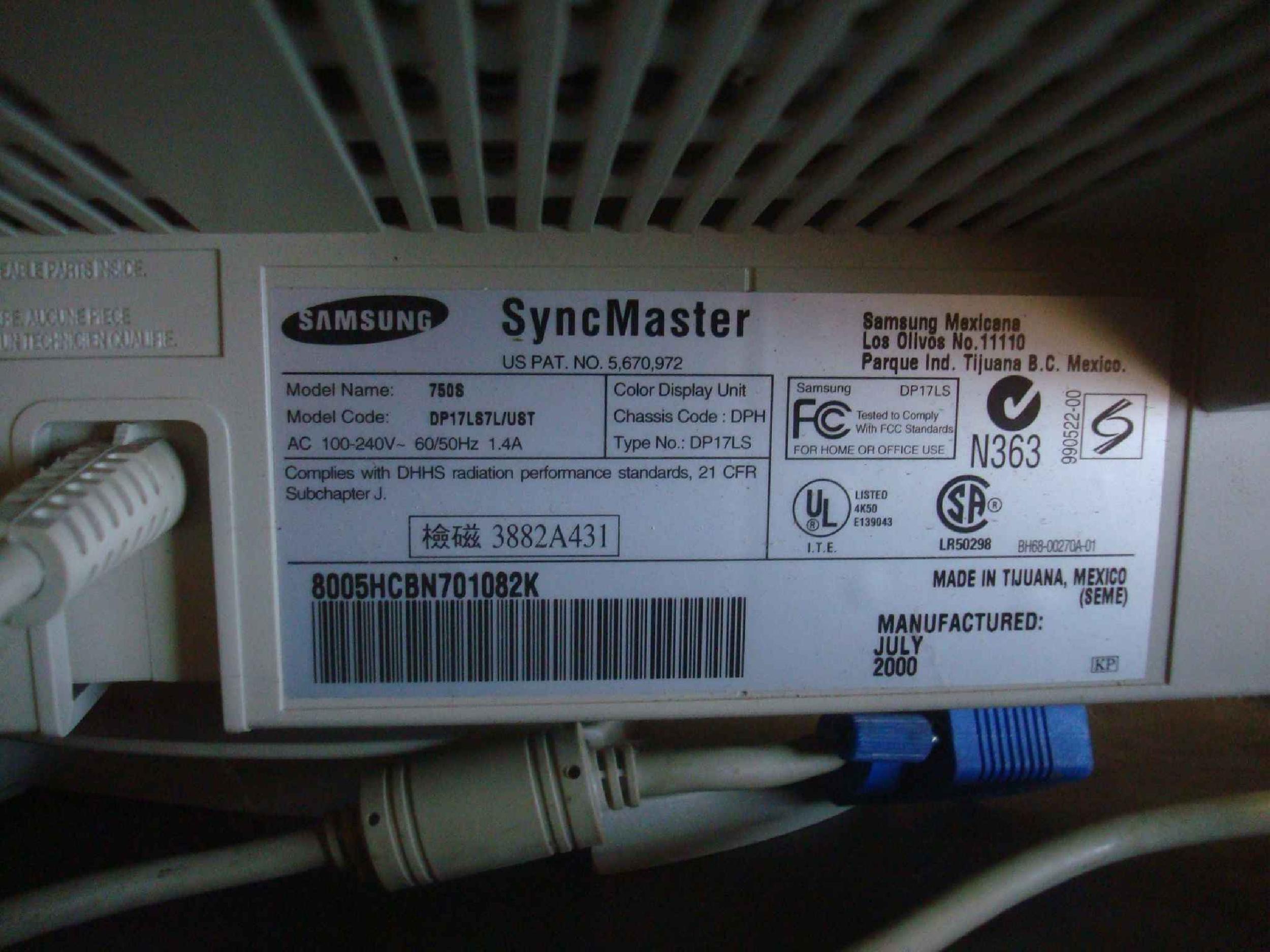 SAMSUNG SYNCMASTER 750S 17 INCH WHITE CRT MONITOR GREAT PICTURE GRADE B