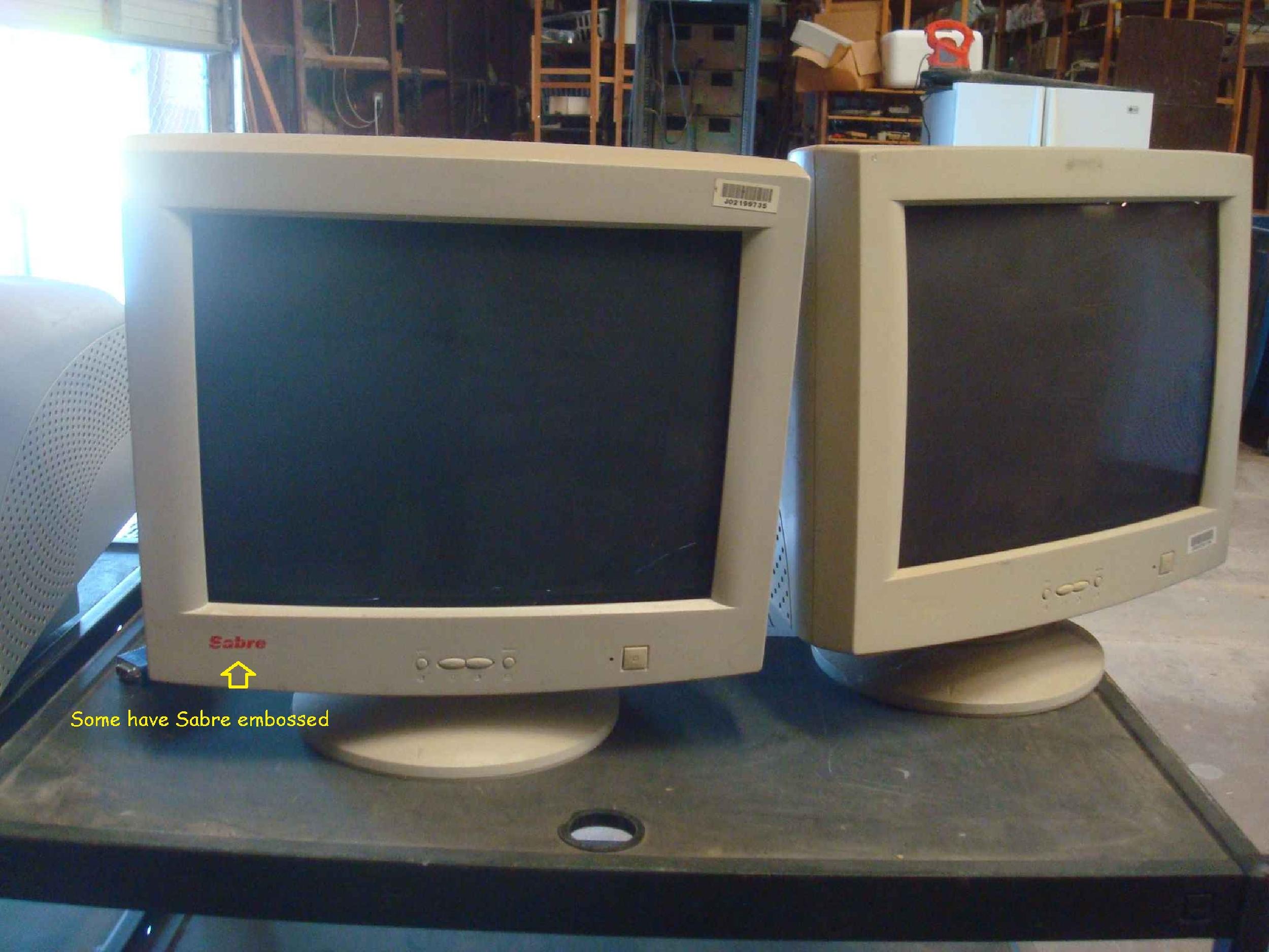 SAMSUNG SYNCMASTER 750S 17 INCH WHITE CRT MONITOR GREAT PICTURE GRADE B
