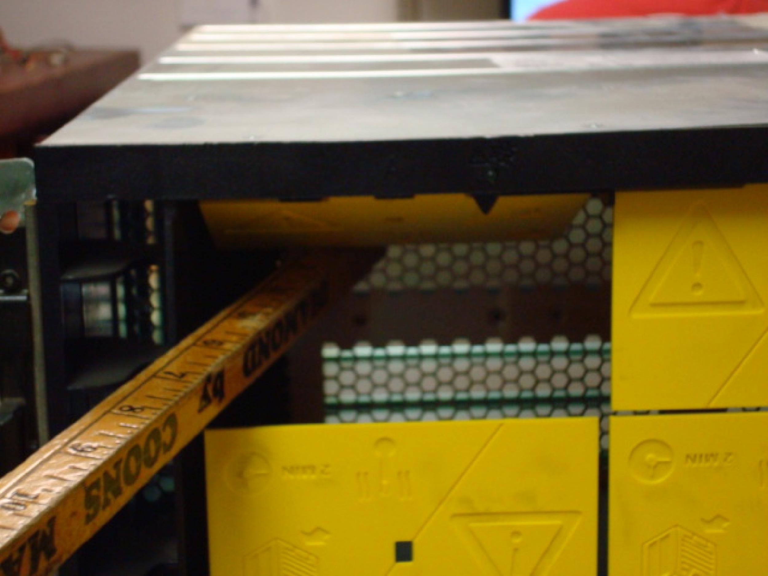 DELL 00U632 CX600 DISK ARRAY FRAME ENCLOSURE