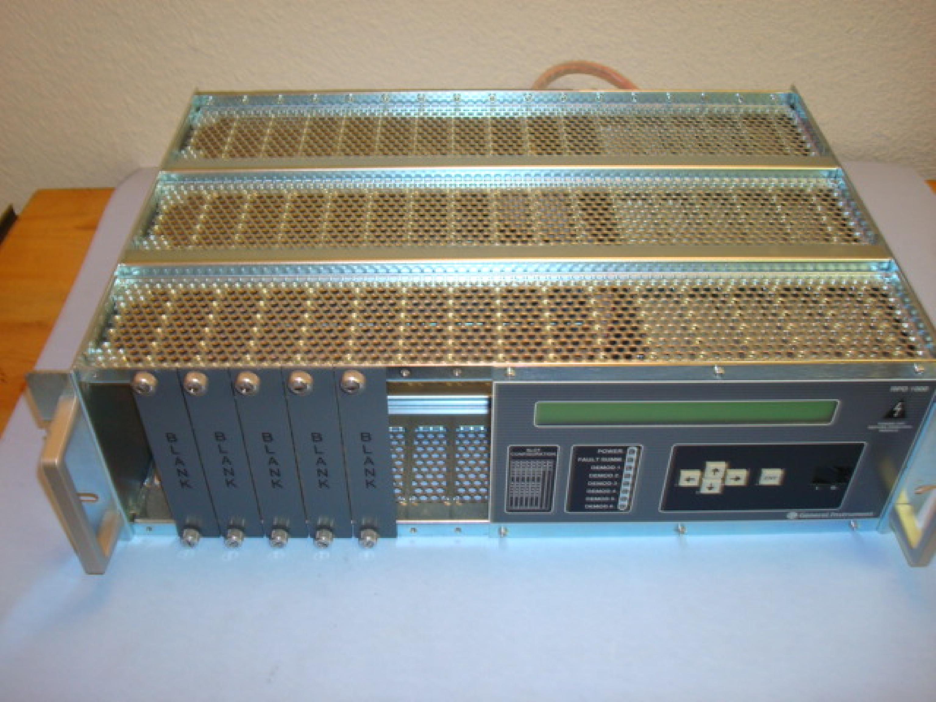 GENERAL INSTRUMENT 824710-000-000 QPSK RETURN PATH DEMODULATOR / MULTIPLEXOR