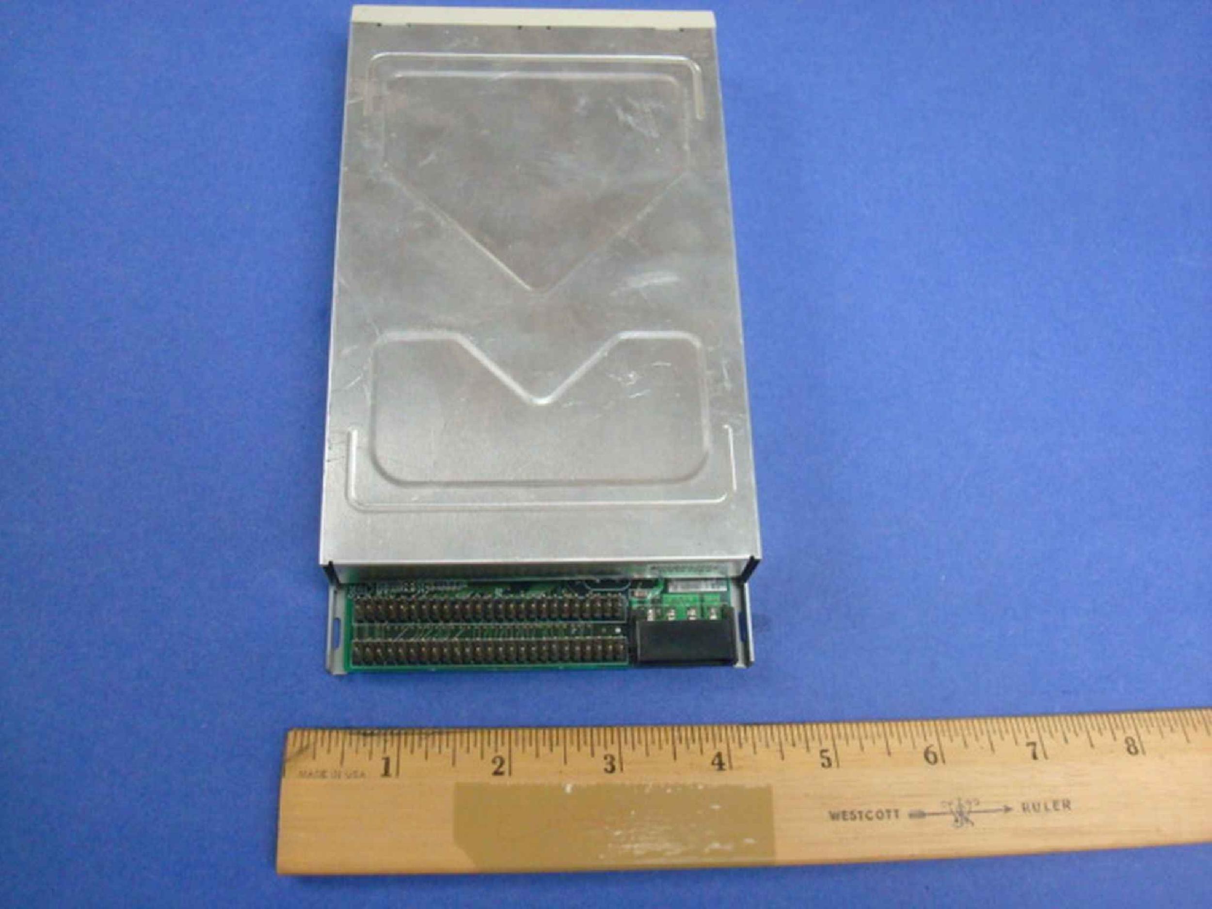 GENERIC LNQ750826 PCMCIA DOCK WITHOUT CONTROLLER