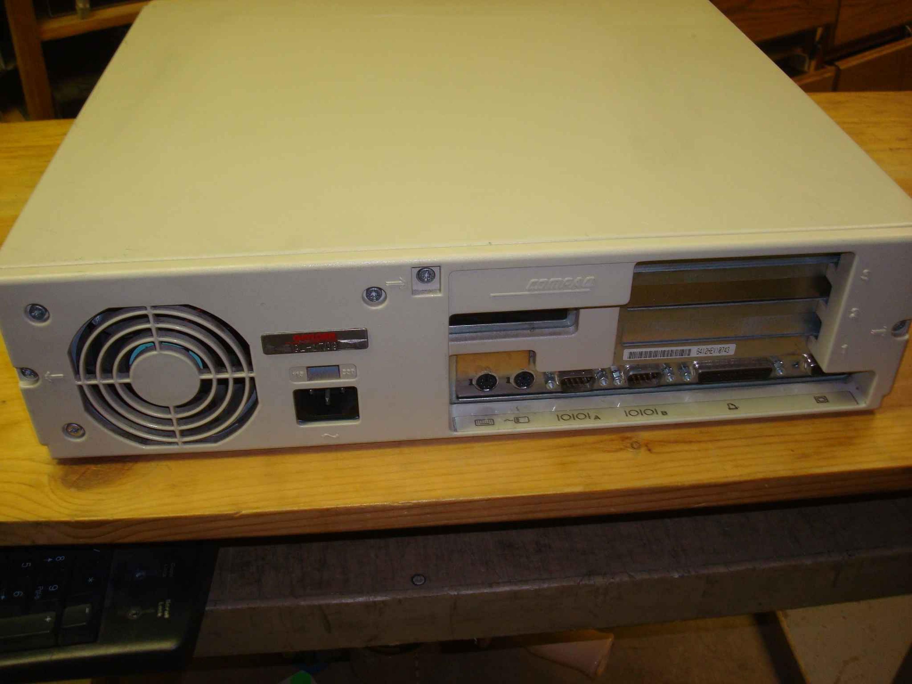 COMPAQ / HEWLETT PACKARD / HP 24198 486 COMPUTER PROLINEA