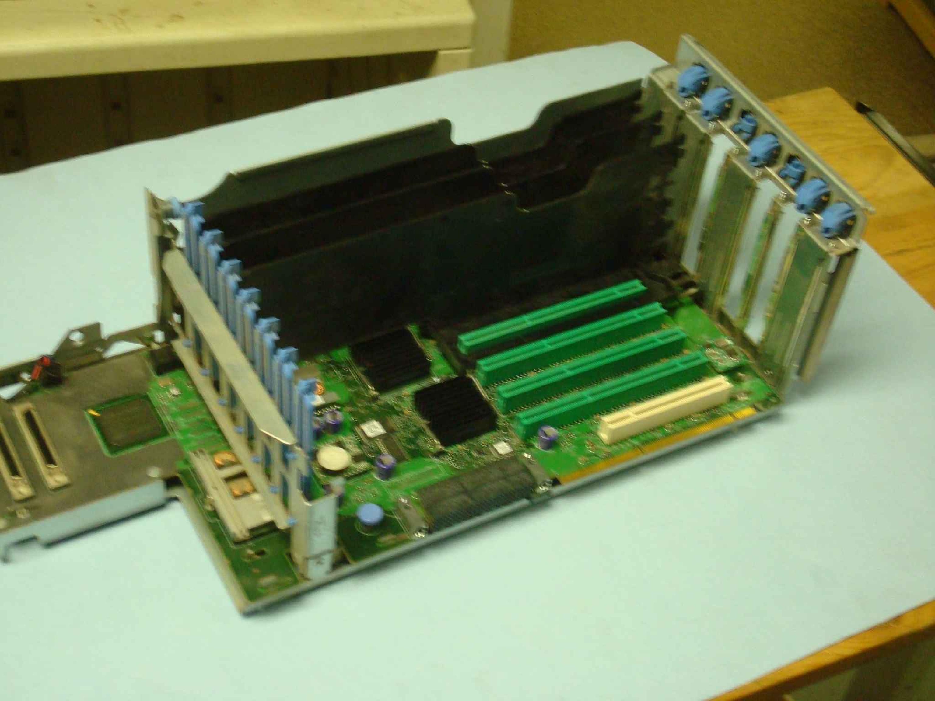 DELL 0NJ004 POWEREDGE RISER CARD ASSEMBLY