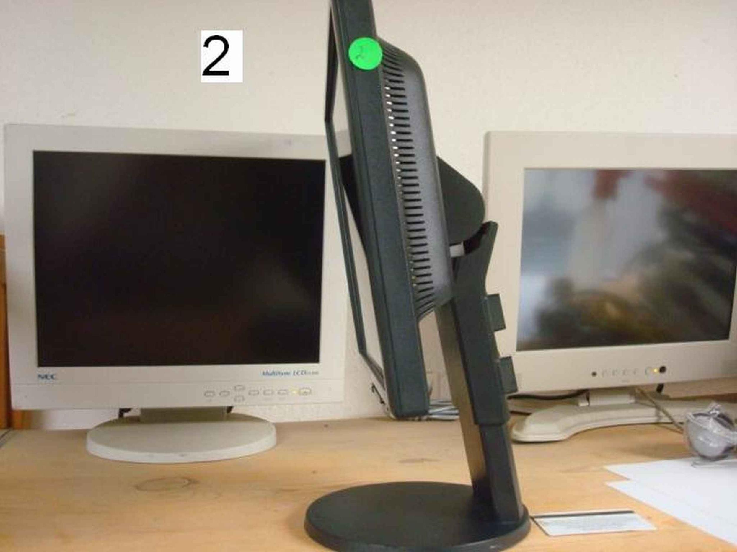 NEC LCD1570NX-BK BLACK 15 INCH LCD MULTISYNC MONITOR