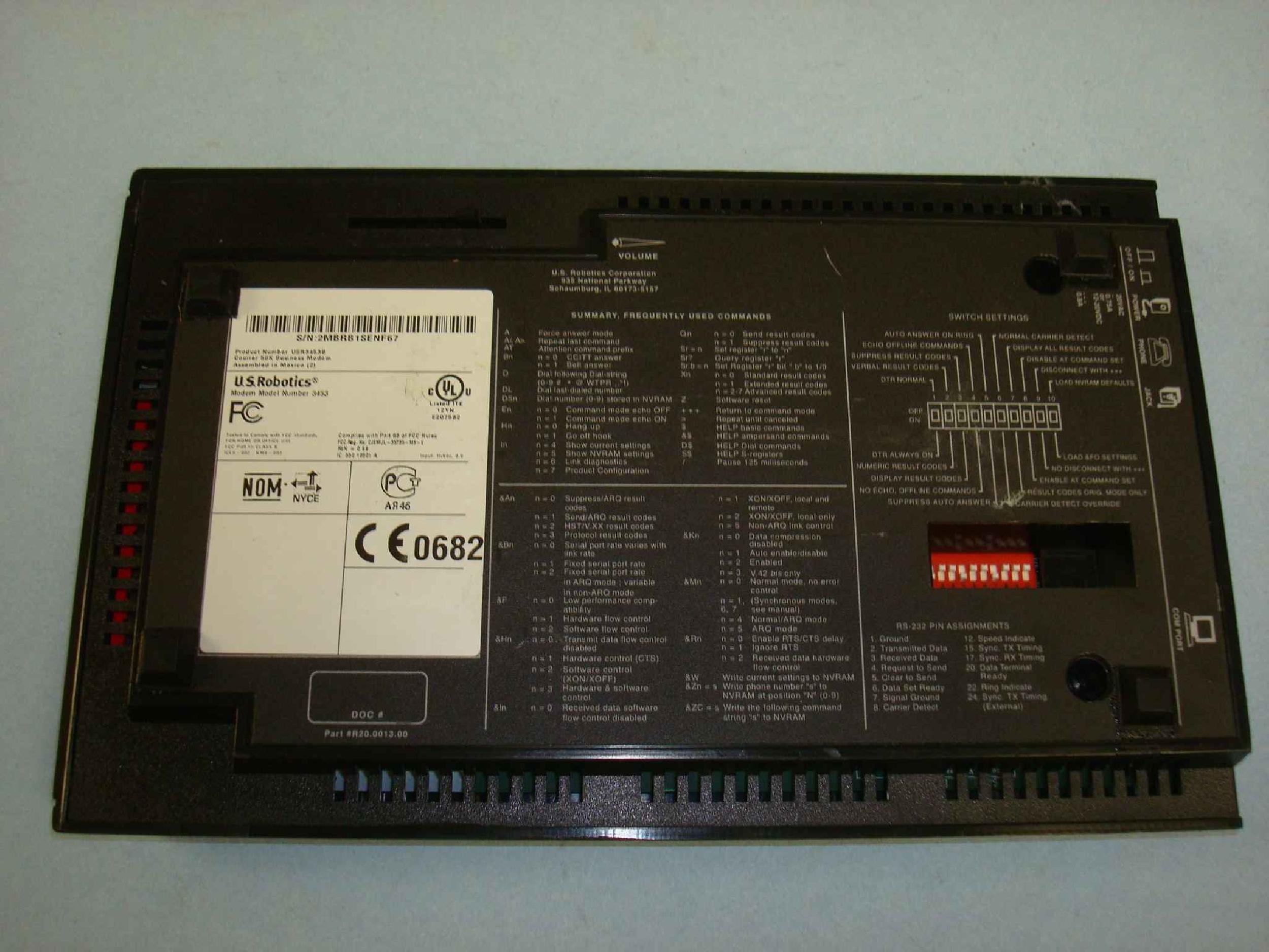 US ROBOTICS / USR USR3453B 56K EXTERNAL FAX/MODEM V.90 SERIAL/RS-232