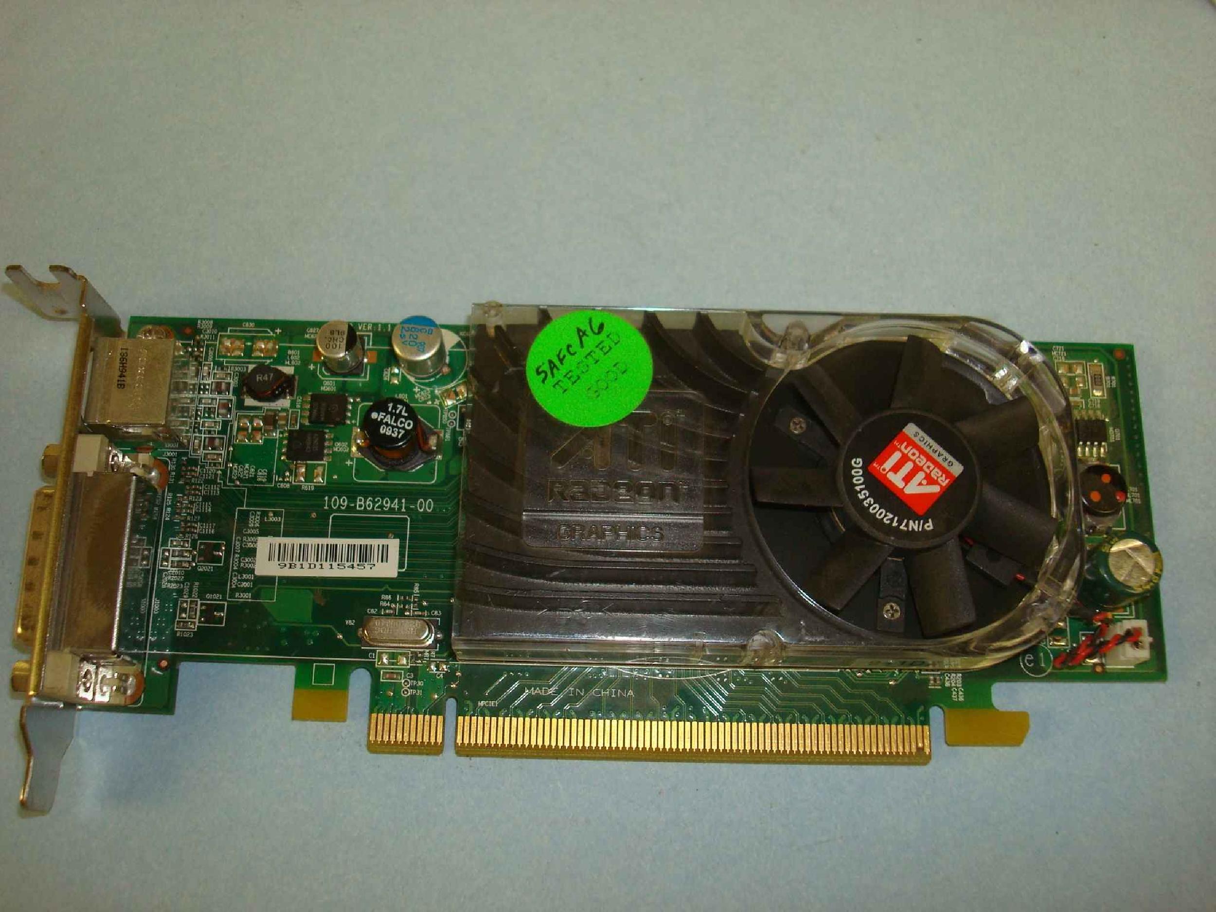 ATI CN-0Y104D-69702 256MB PCI-E VIDEO CARD WITH DMS-59 AND S-VIDEO OUTPUTS