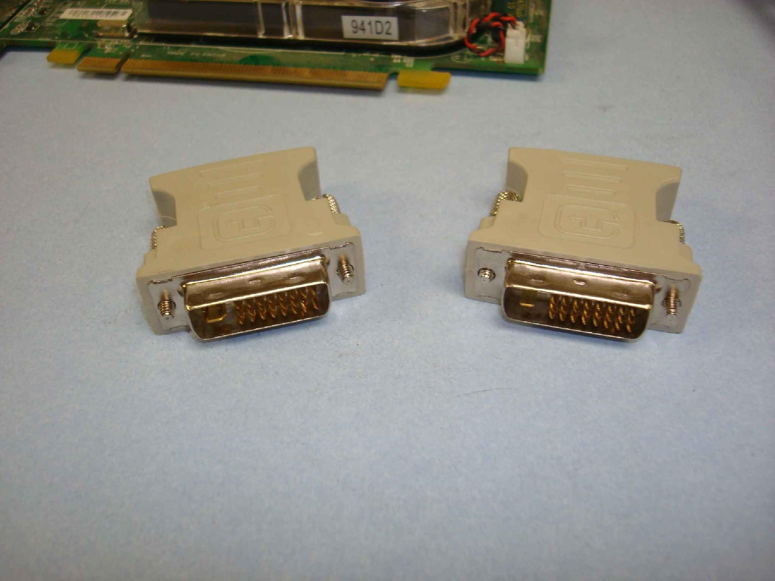 ATI 0Y104D 256MB PCI-E VIDEO CARD WITH DMS-59 AND S-VIDEO OUTPUTS