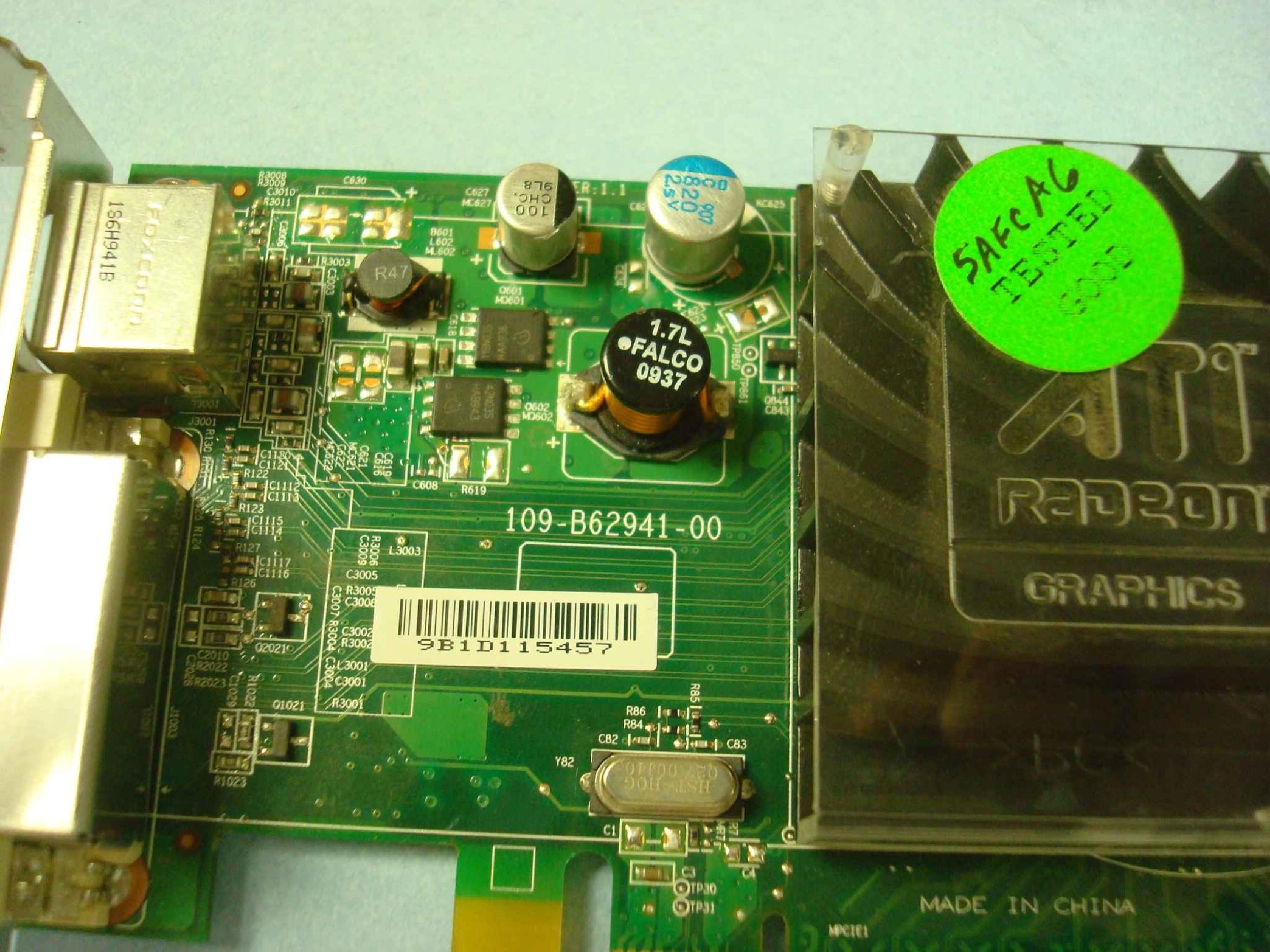 ATI Y104D 256MB PCI-E VIDEO CARD WITH DMS-59 AND S-VIDEO OUTPUTS