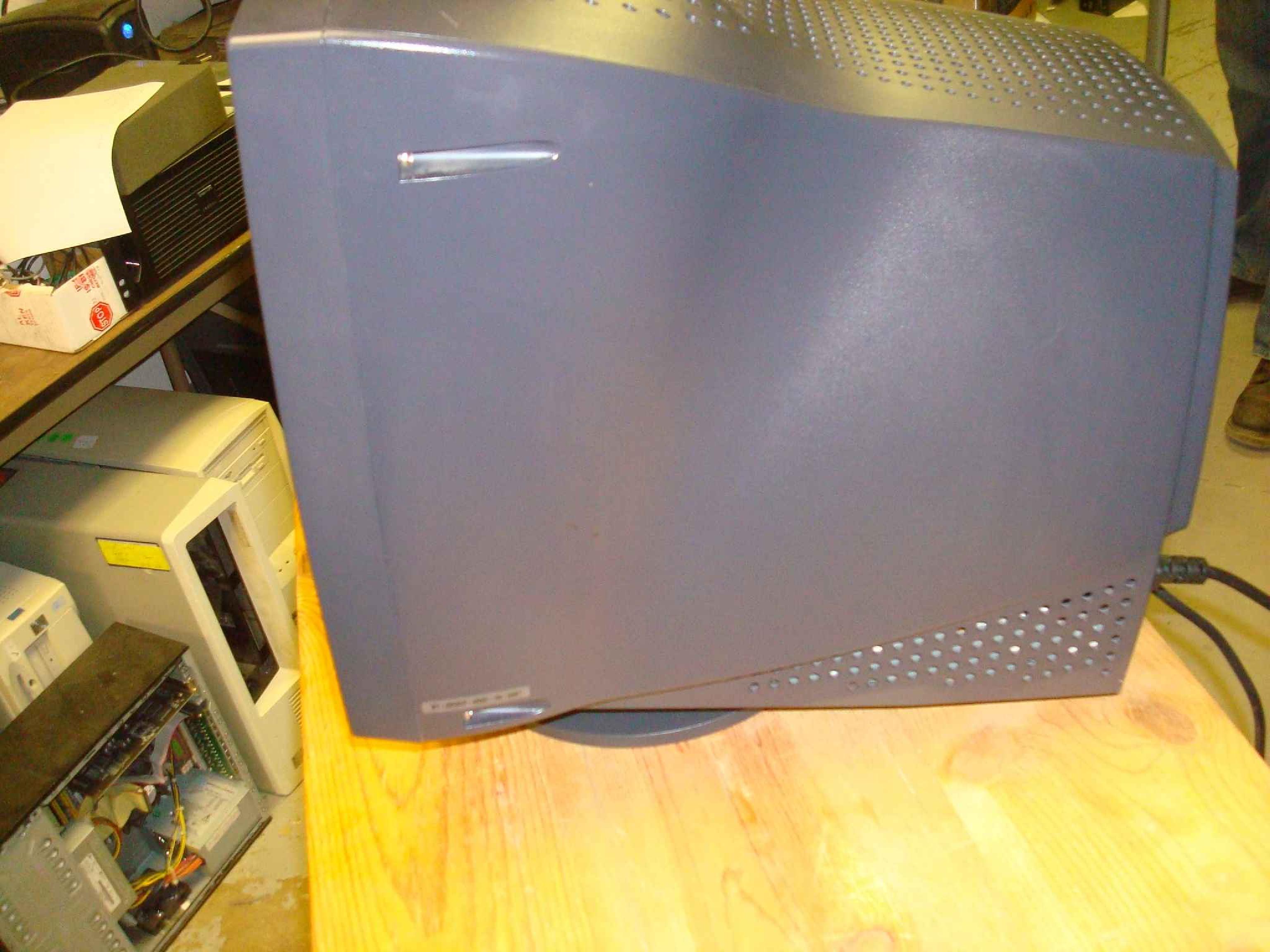 DELL E551 15 INCH CRT MONITOR BLACK